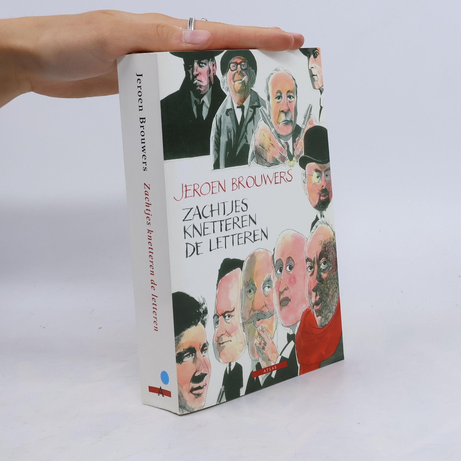 Zachtjes knetteren de letteren