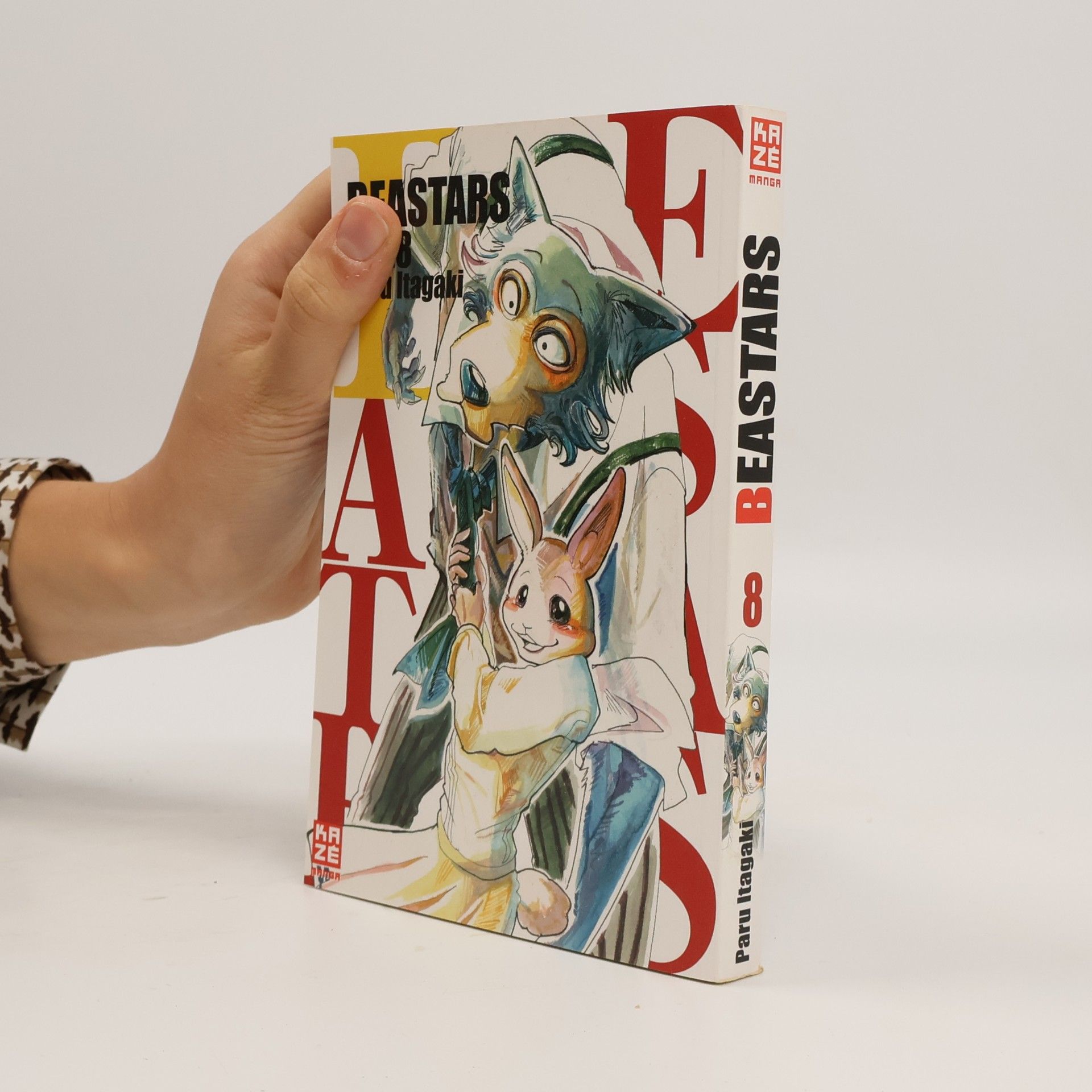 Paru Itagaki Beastars - Band 8
