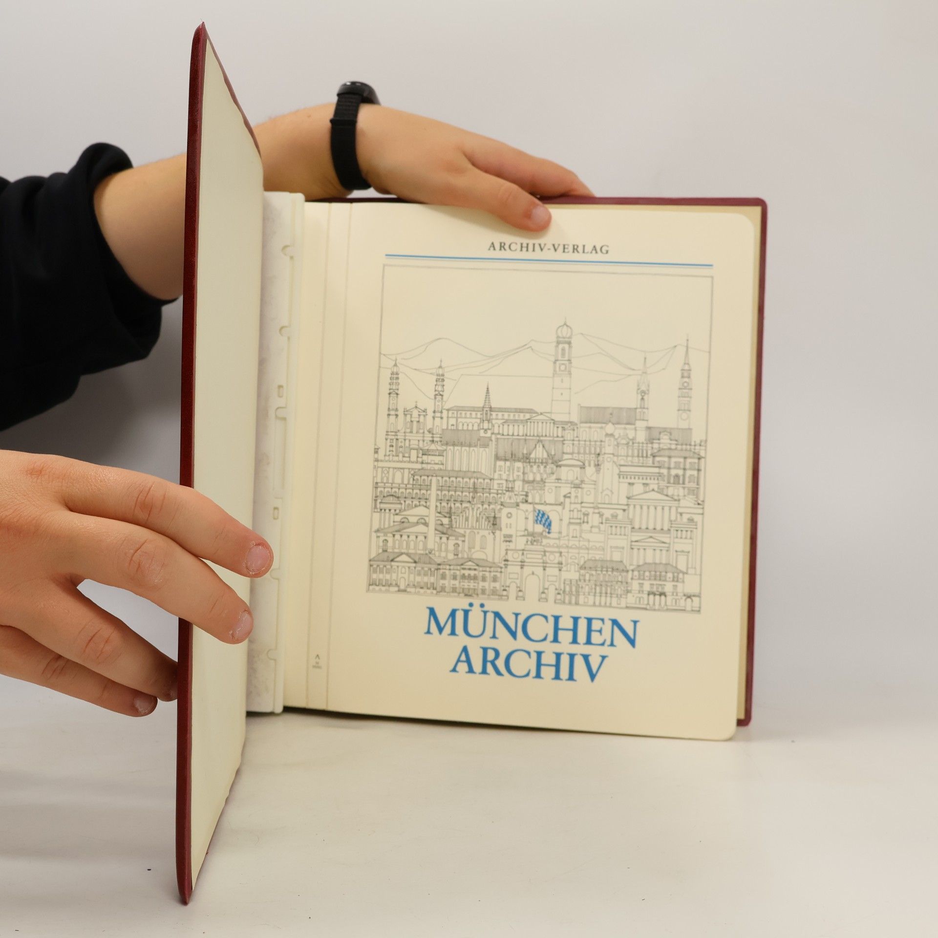 kolektiv München-Archiv IV