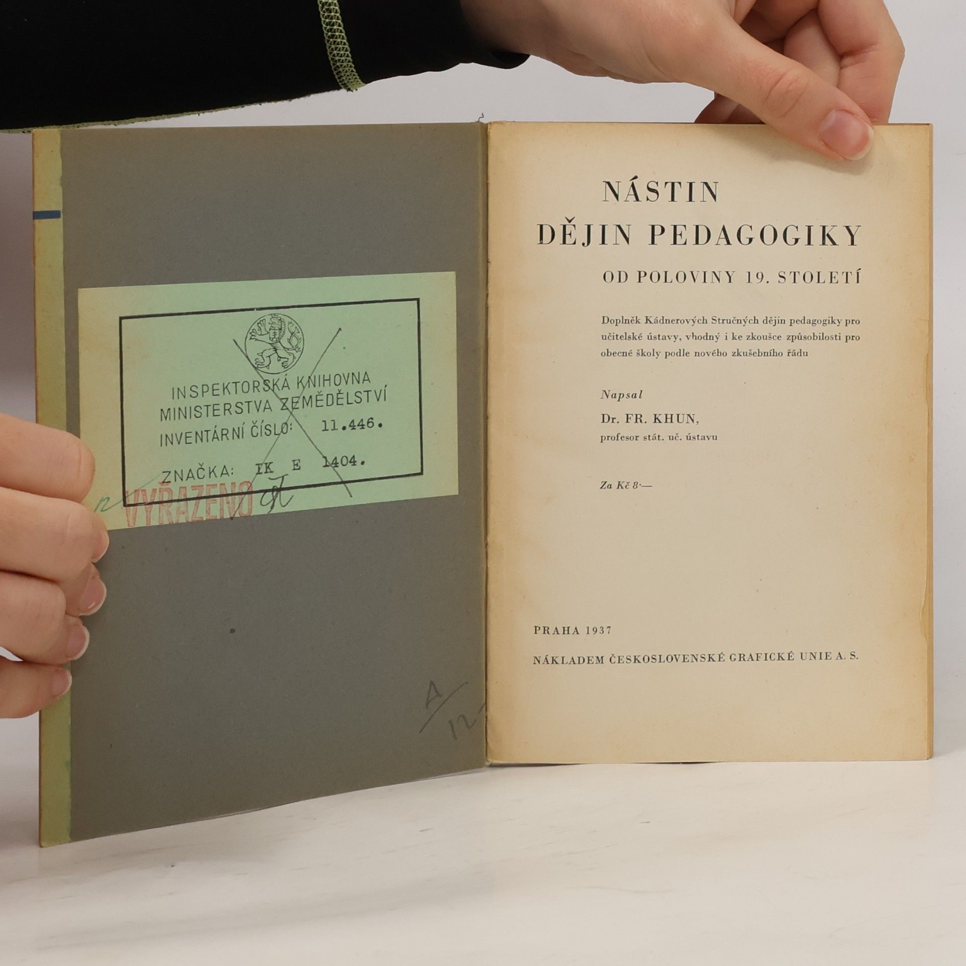 Dr. Fr. Khun Nástin dějin pedagogiky