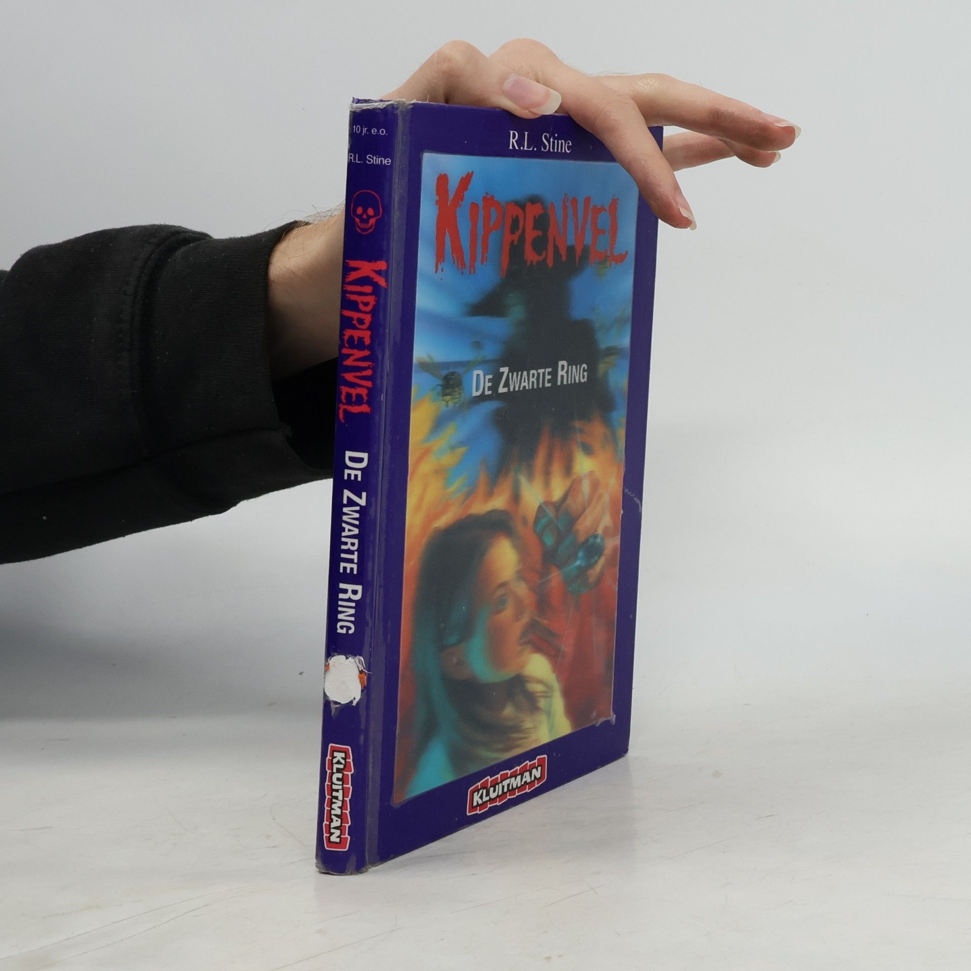 R. L. Stine De Zwarte Ring