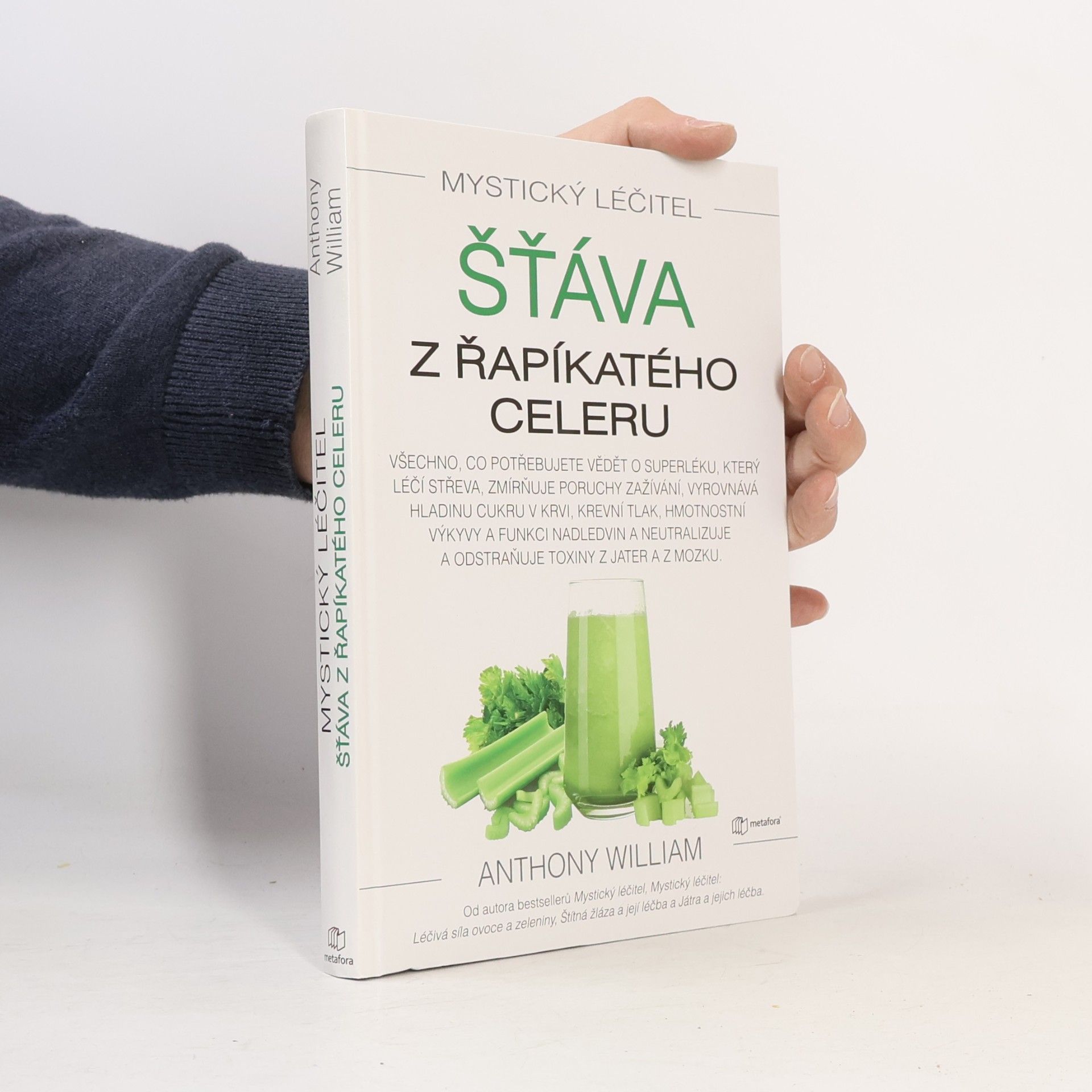 Anthony William Šťáva z řapíkatého celeru