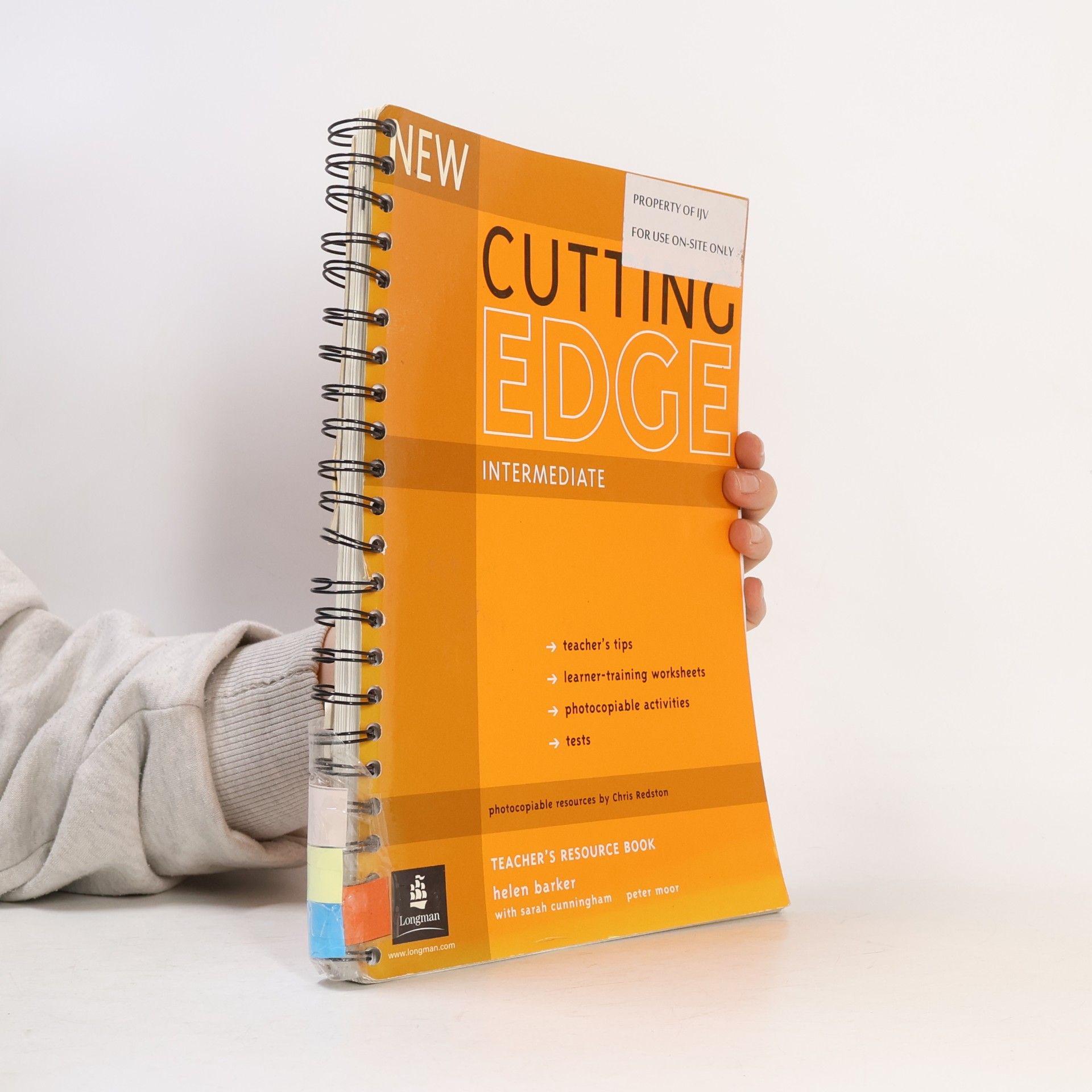 New cutting edge: intermediate. Teacher's resource book.