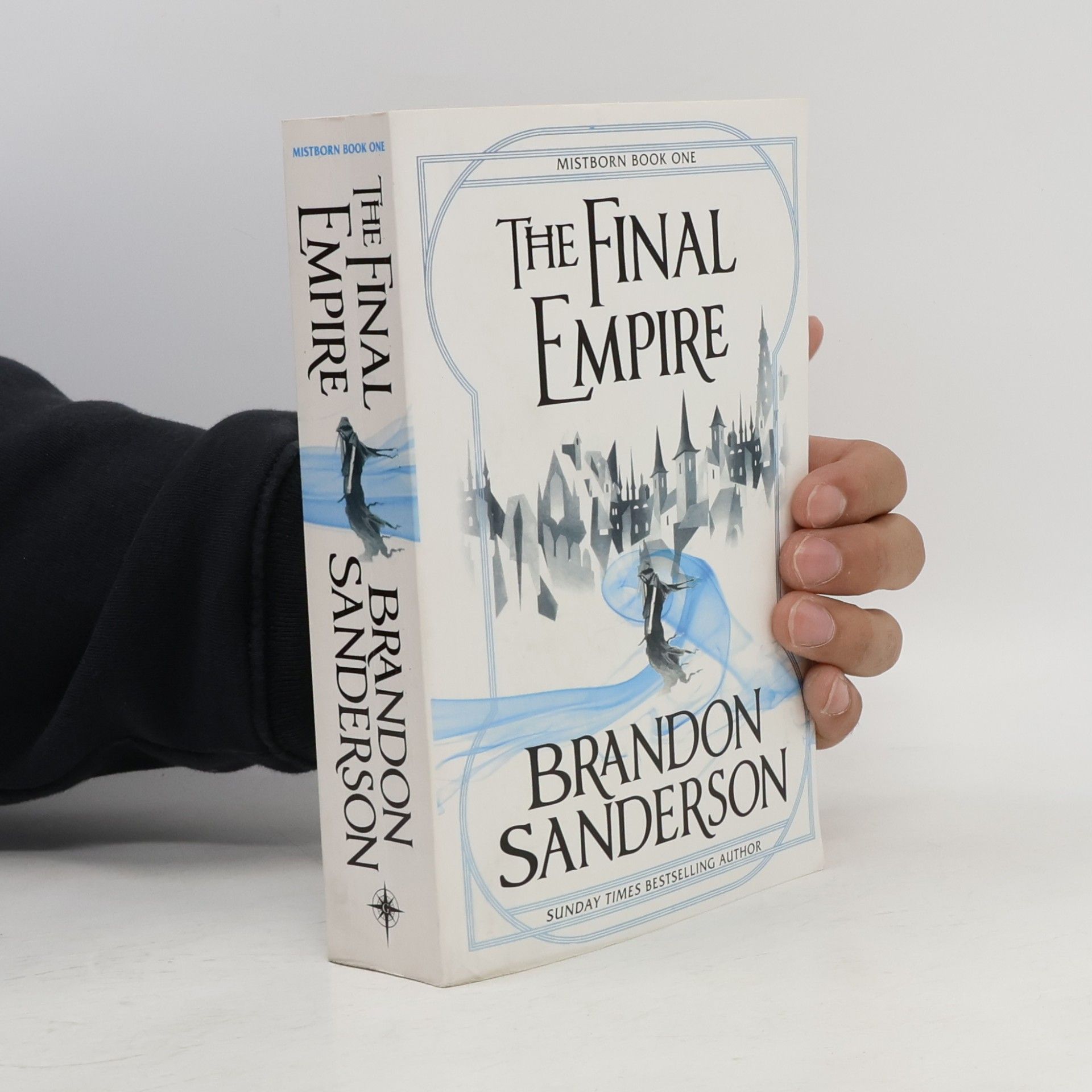 The final empire : Mistborn book one
