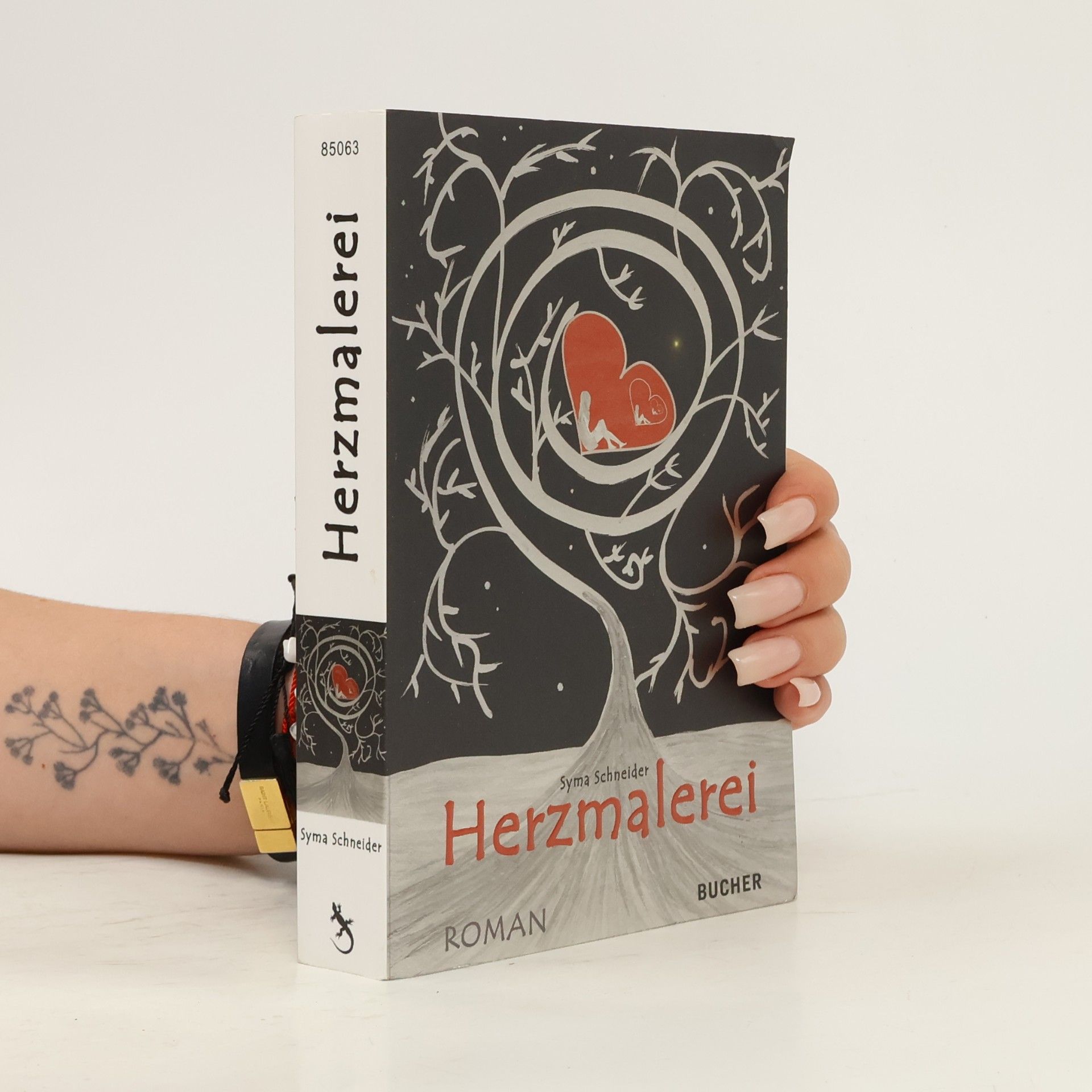 Syma Schneider Herzmalerei