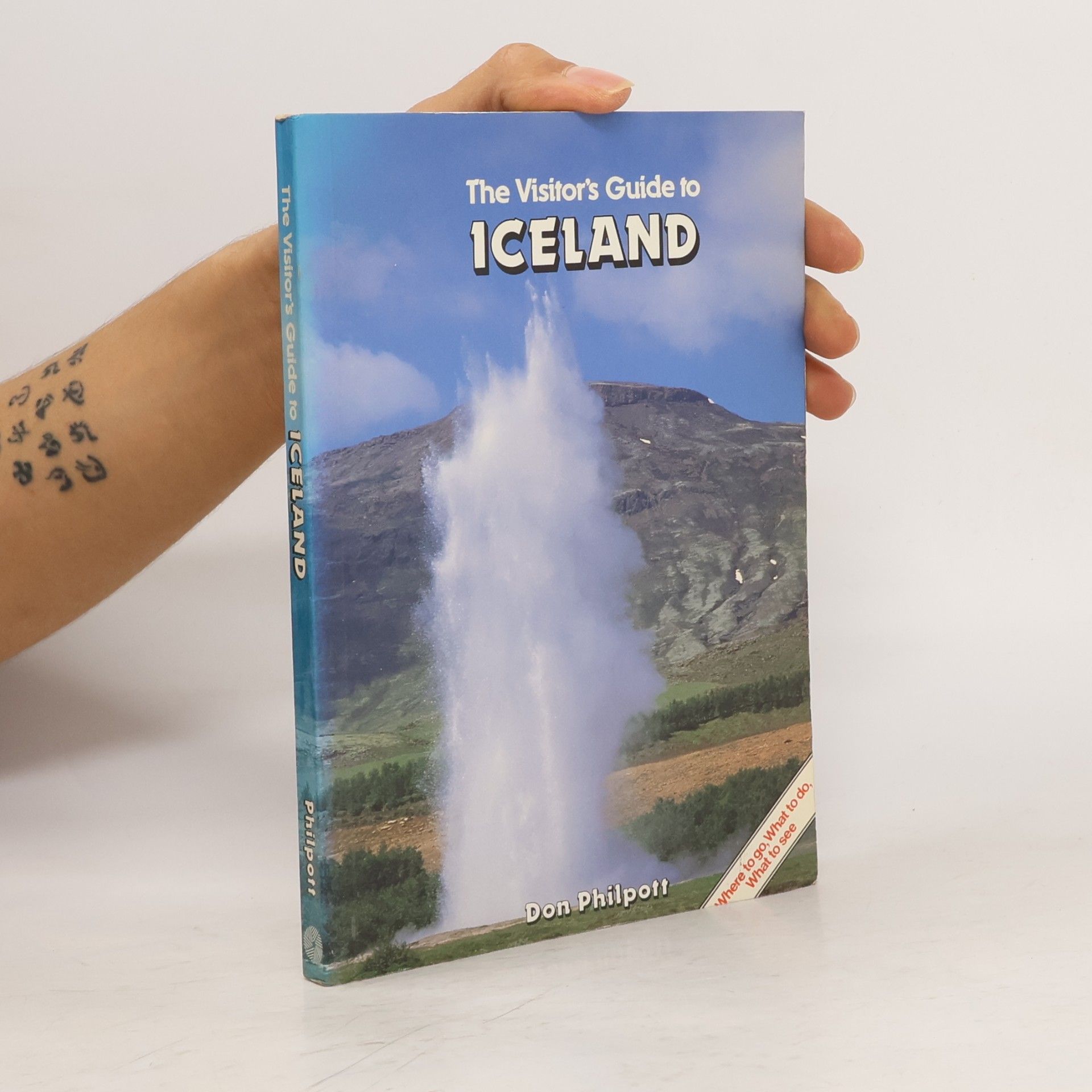 Visitor's Guide to Iceland