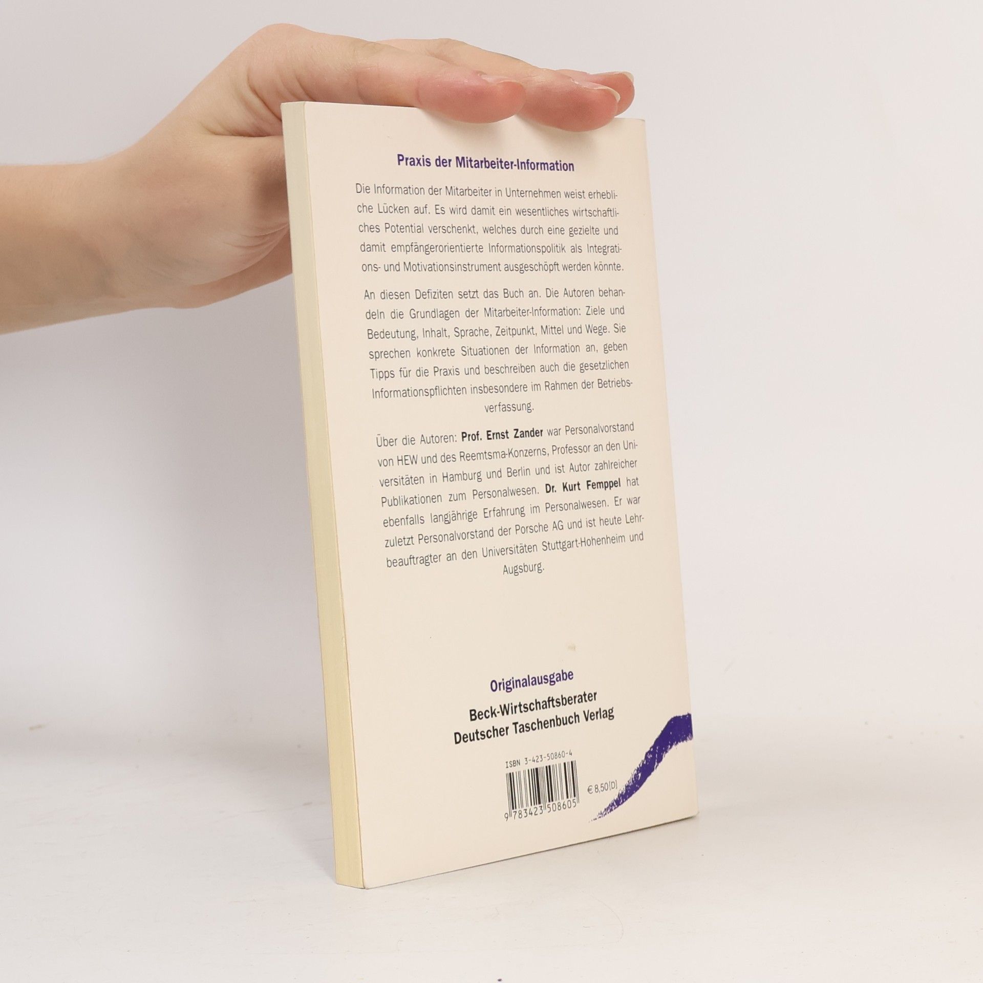 Ernst Zander Praxis der Mitarbeiter- Information. Effektiv integrieren und motivieren.