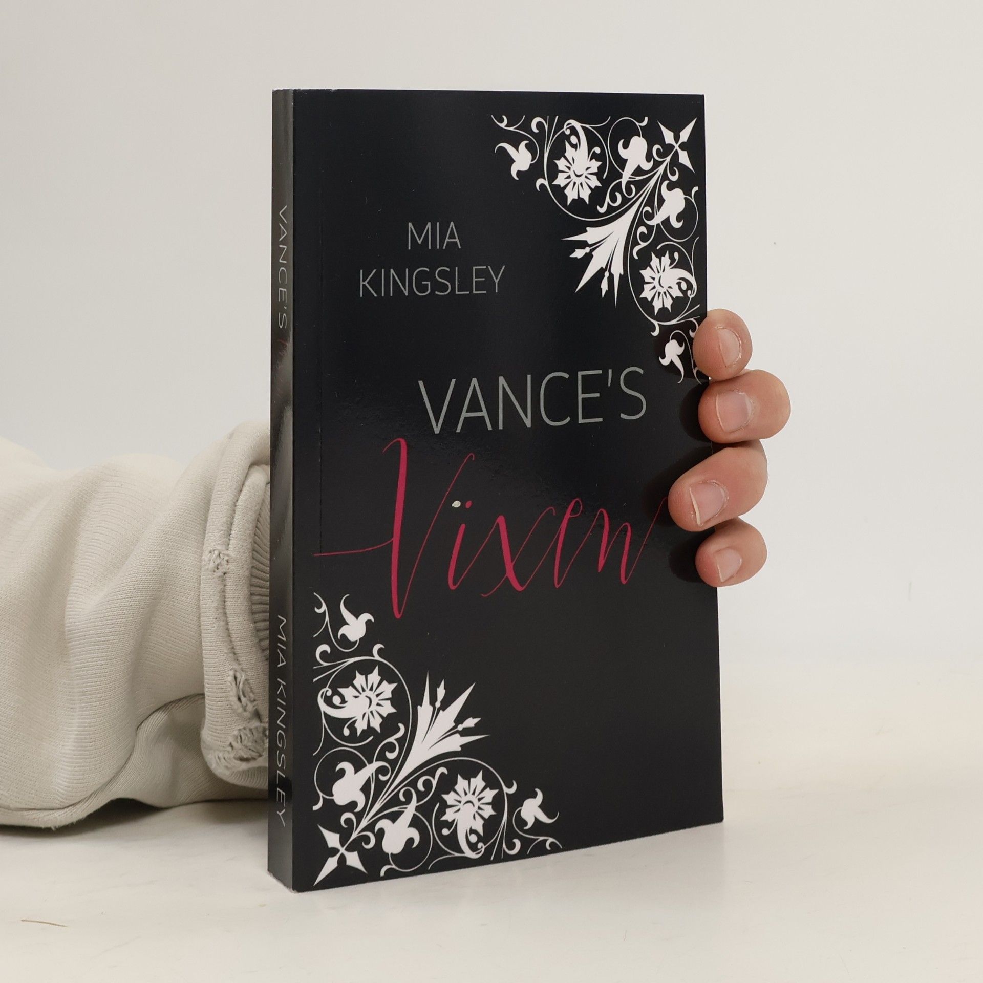 Mia Kingsley Vance's Vixen