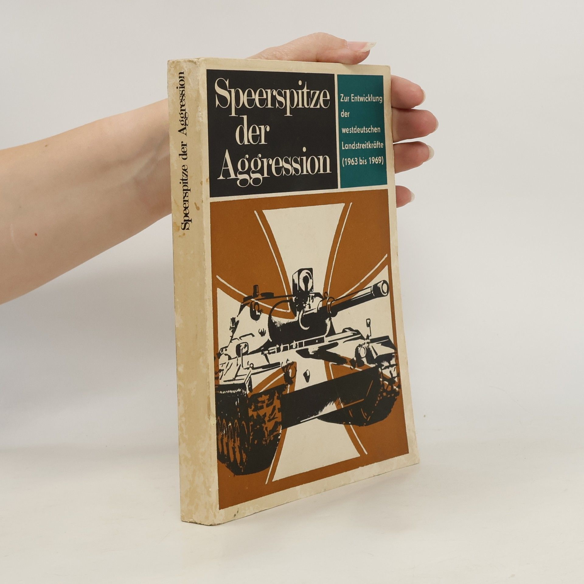 Autorenkollektiv Speerspitze der Aggression