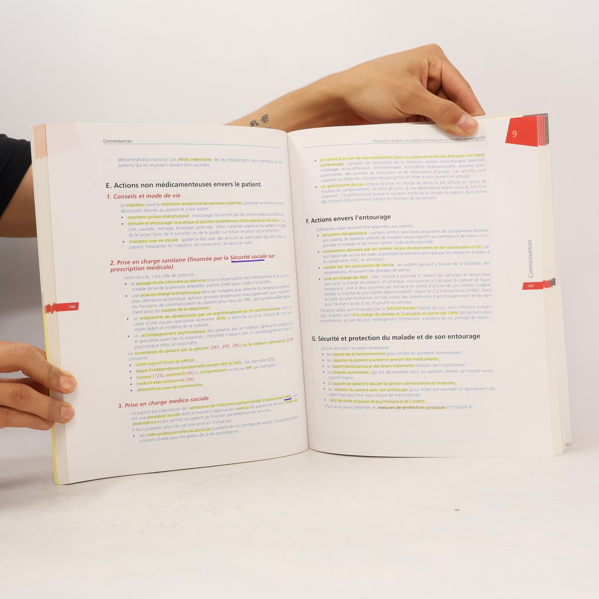 Collège national des enseignants de gériatrie Gériatrie: Réussir son DFASM - Connaissances clés - 5e édition - Conforme à la R2C 2021