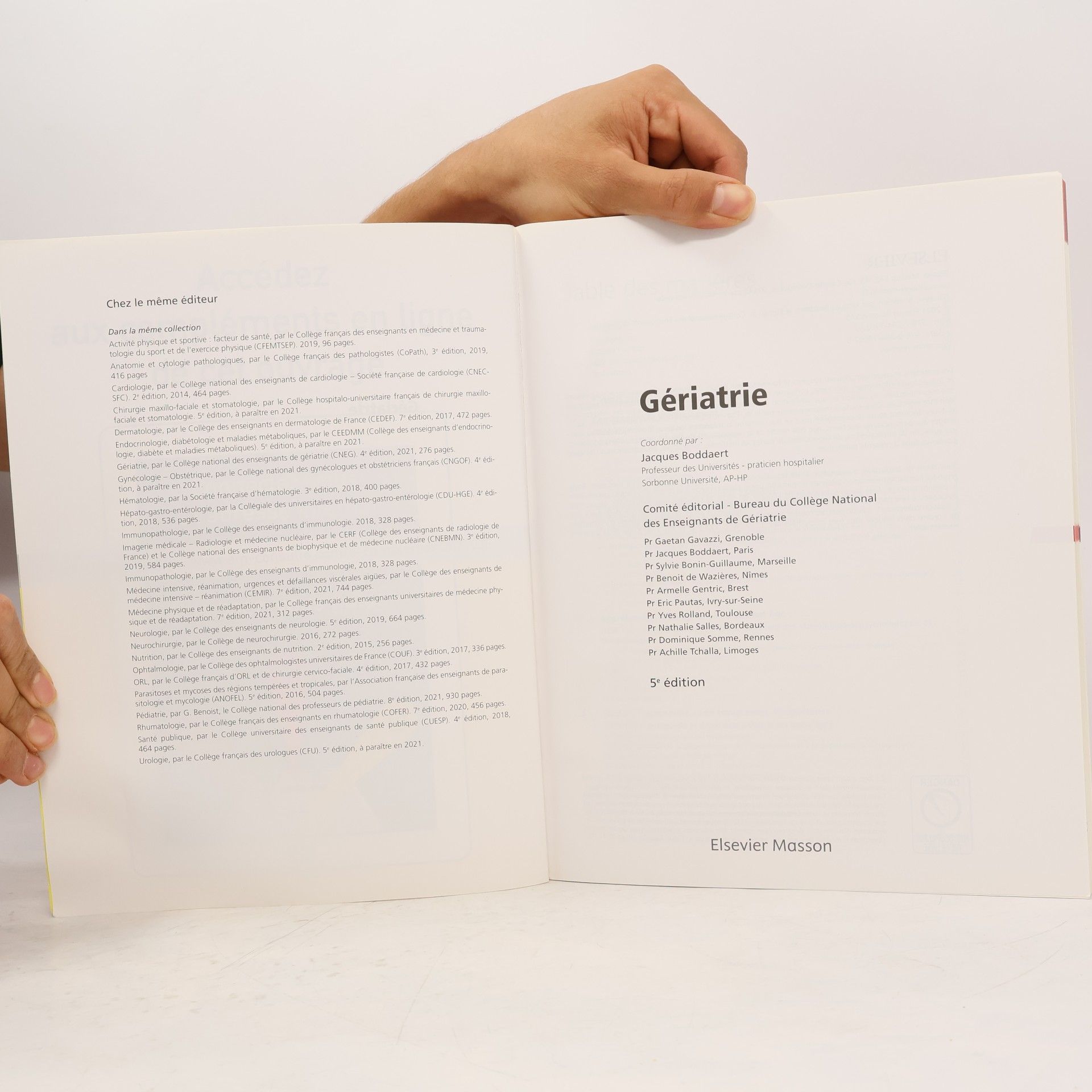 Collège national des enseignants de gériatrie Gériatrie: Réussir son DFASM - Connaissances clés - 5e édition - Conforme à la R2C 2021
