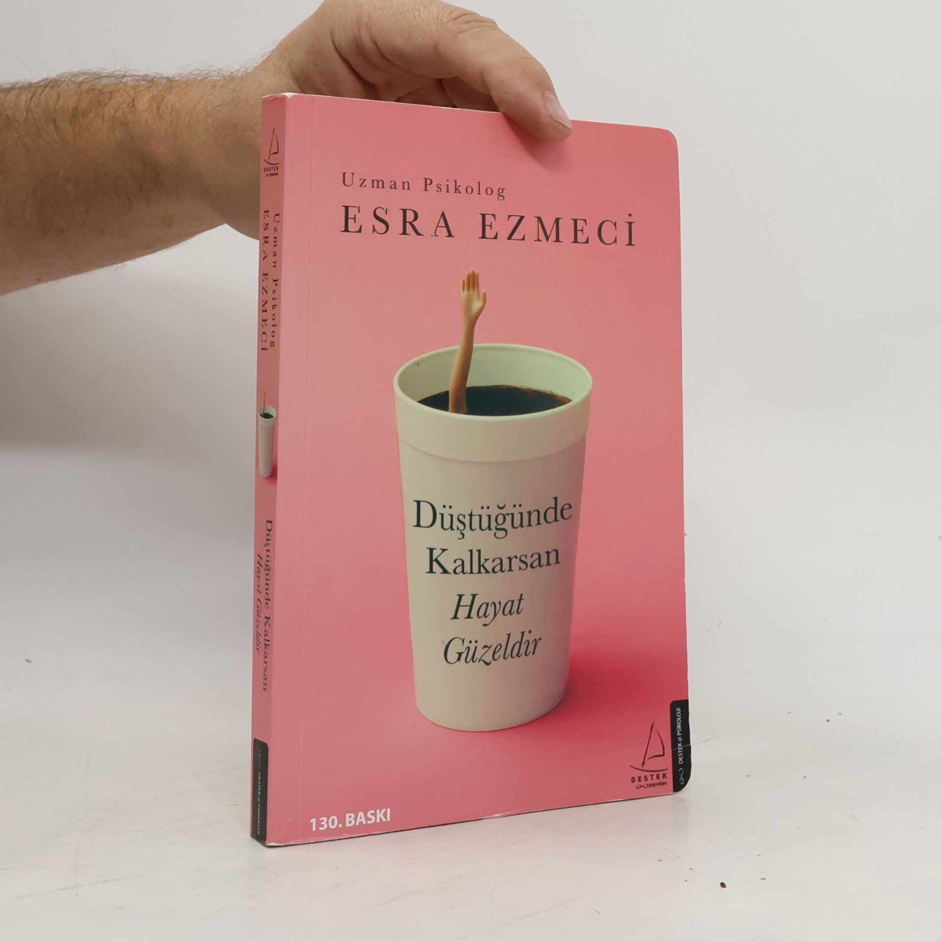Esra Ezmeci Düştüğünde Kalkarsan Hayat Güzeldir