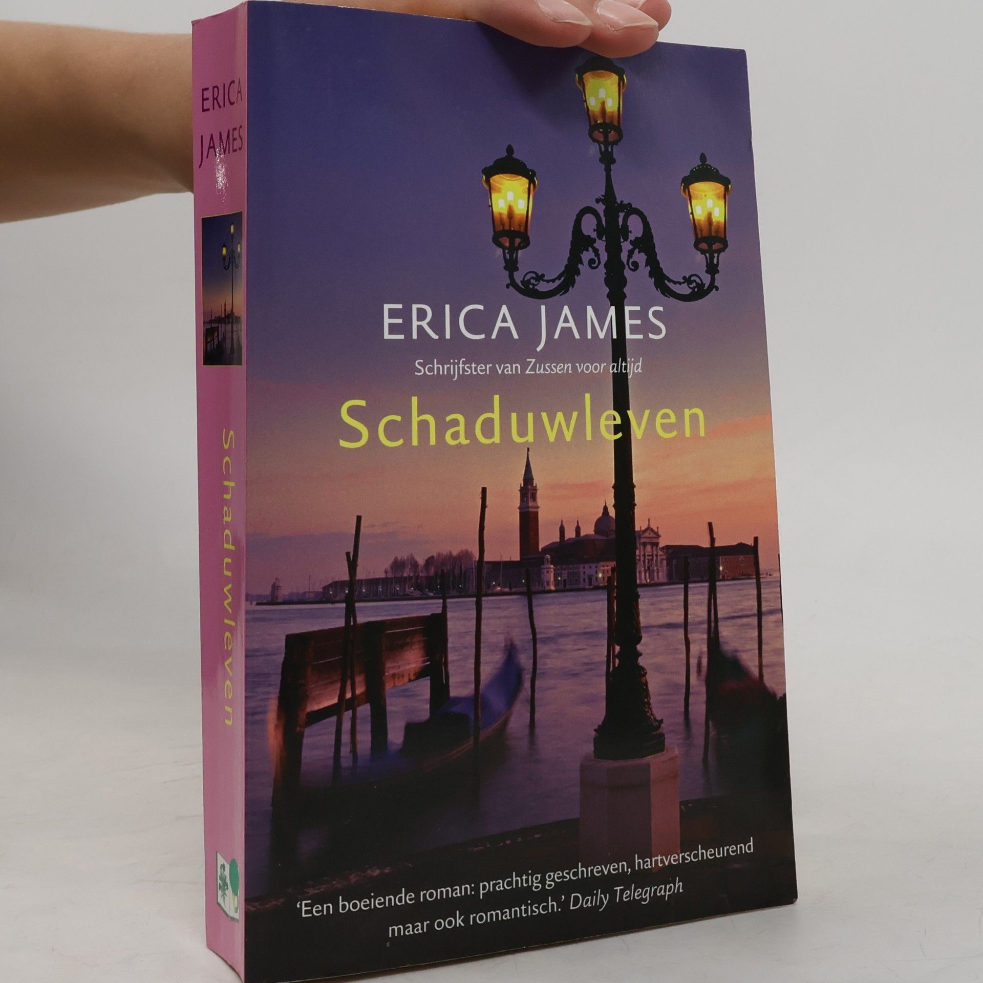 Erica James Schaduwleven