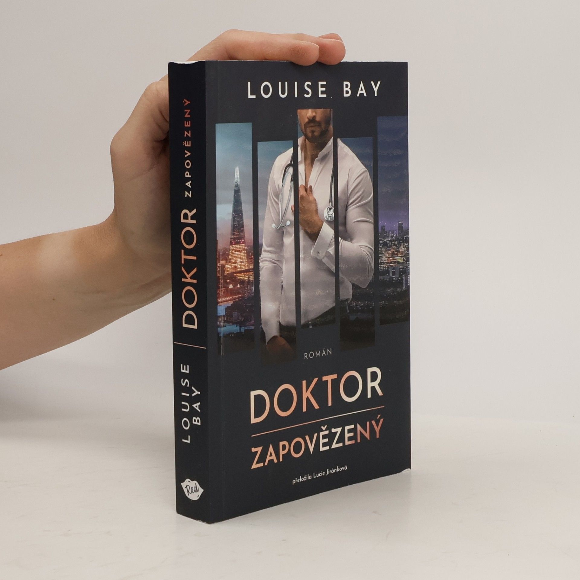 Louise Bay Doktor Zapovězený