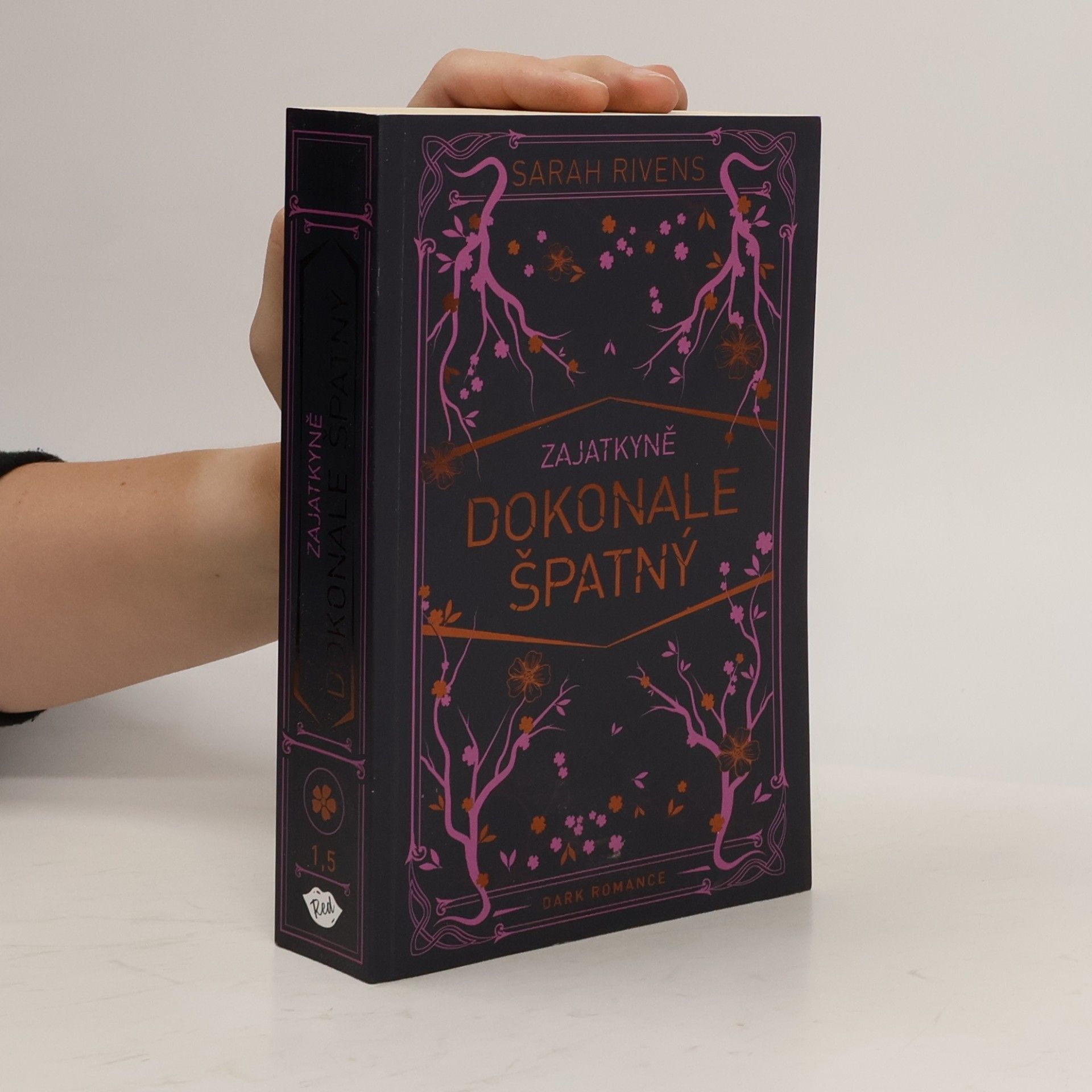 Sarah Rivens Dokonale špatný