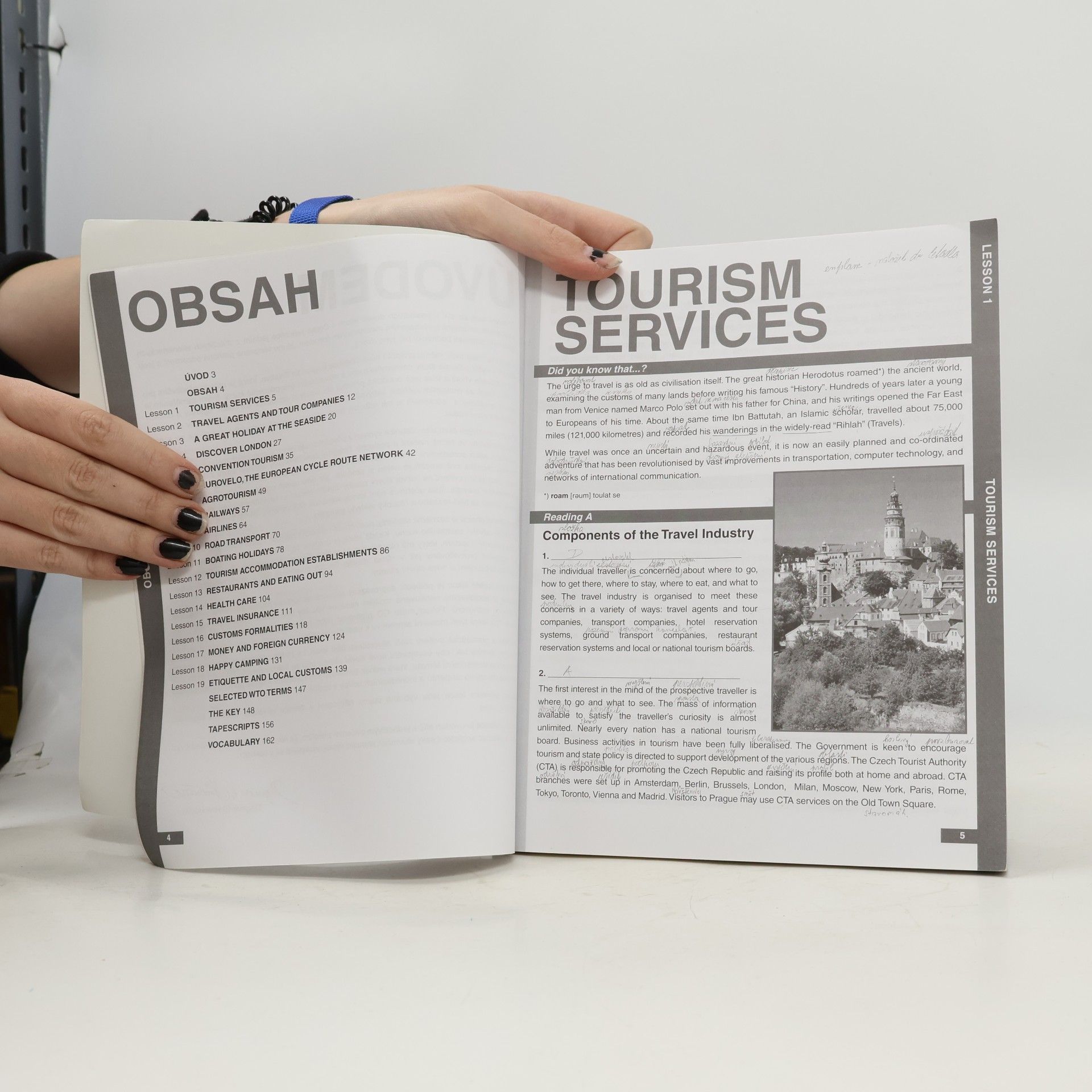 Dagmar ElHmoudová English for tourism: Odborná angličtina pro cestovní ruch