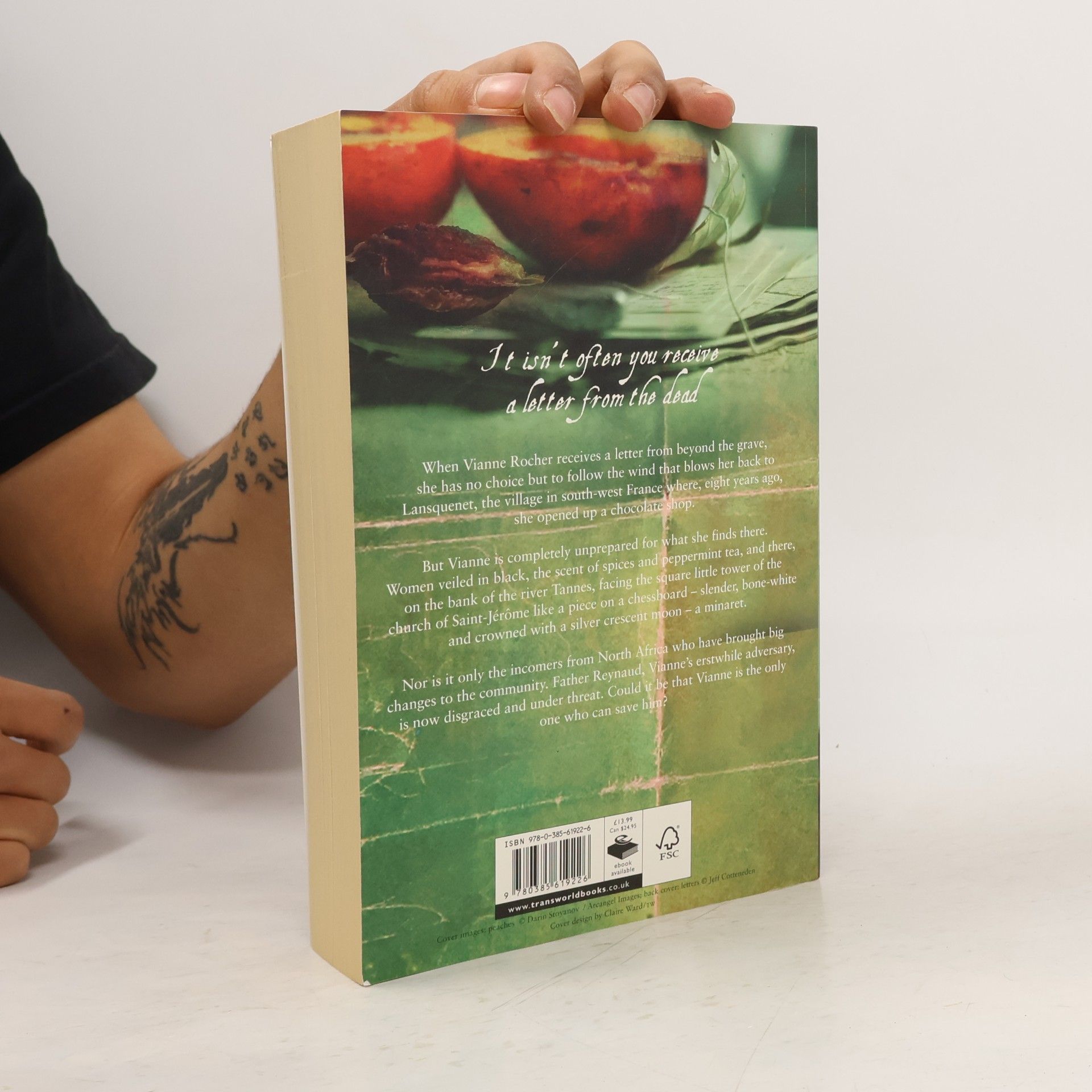 Joanne Harris Peaches for Monsieur Le Curé
