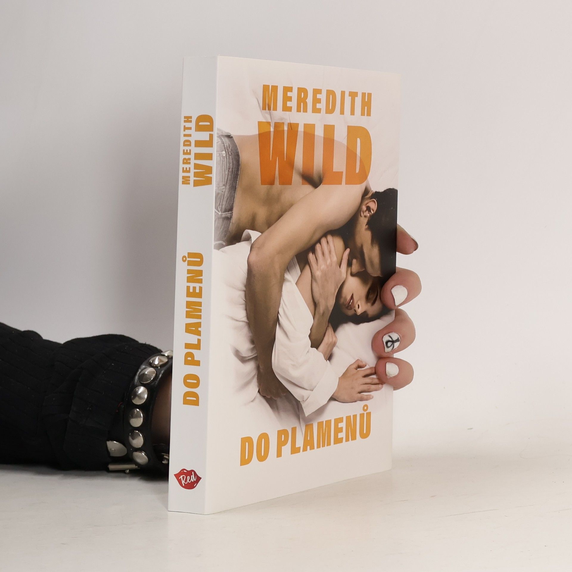 Meredith Wild Do plamenů
