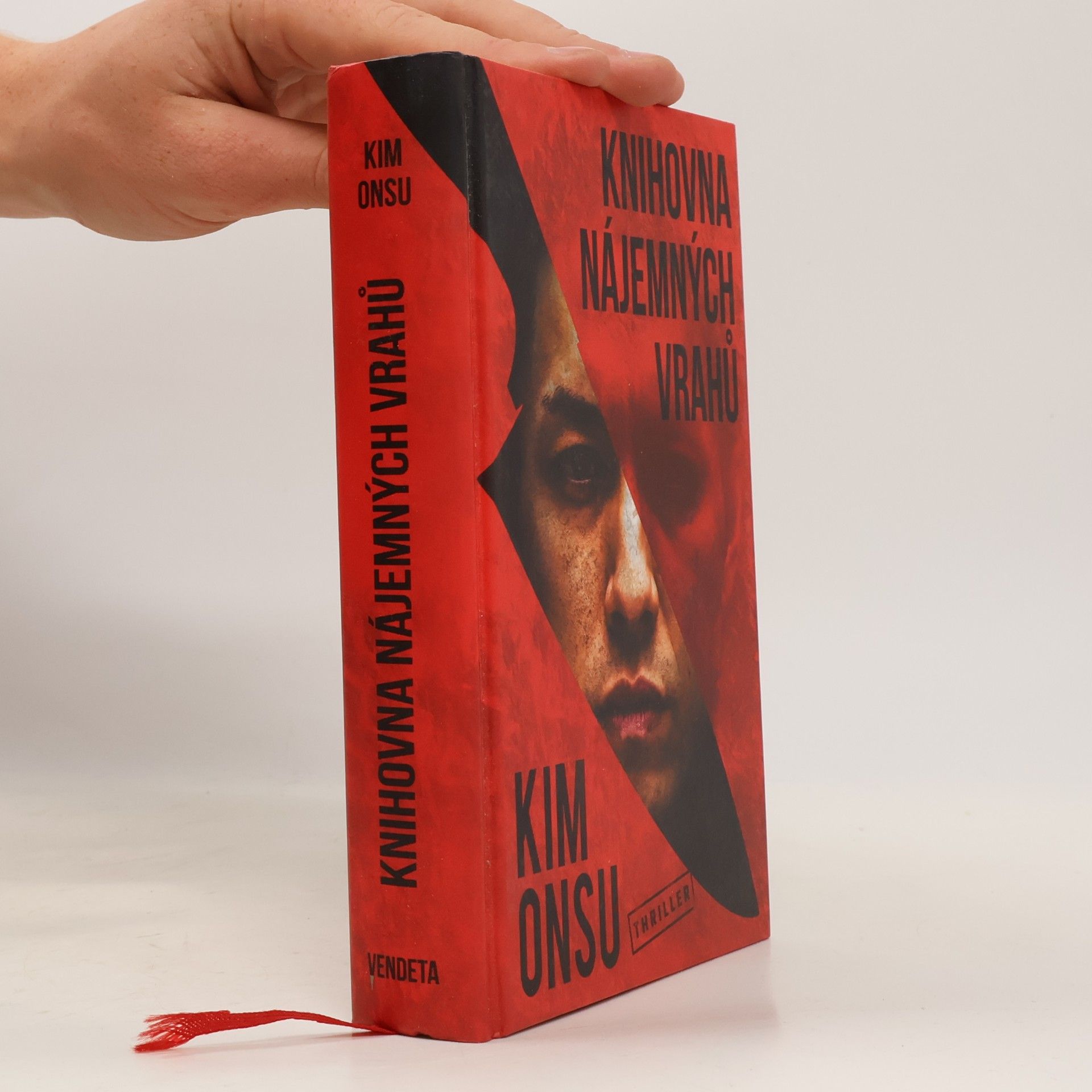 Ŏnsu Kim Knihovna nájemných vrahů