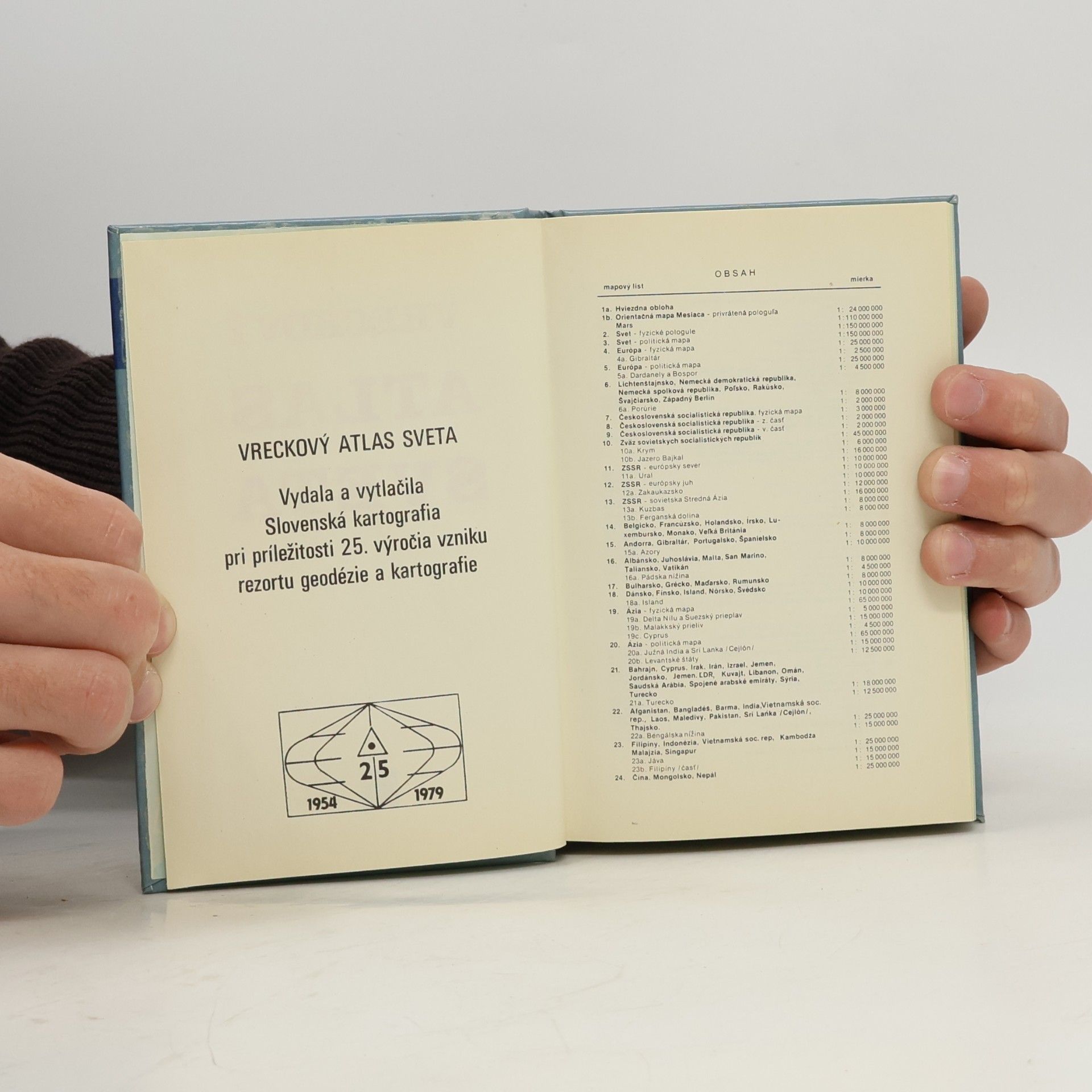 Autorenkollektiv Vreckový atlas sveta