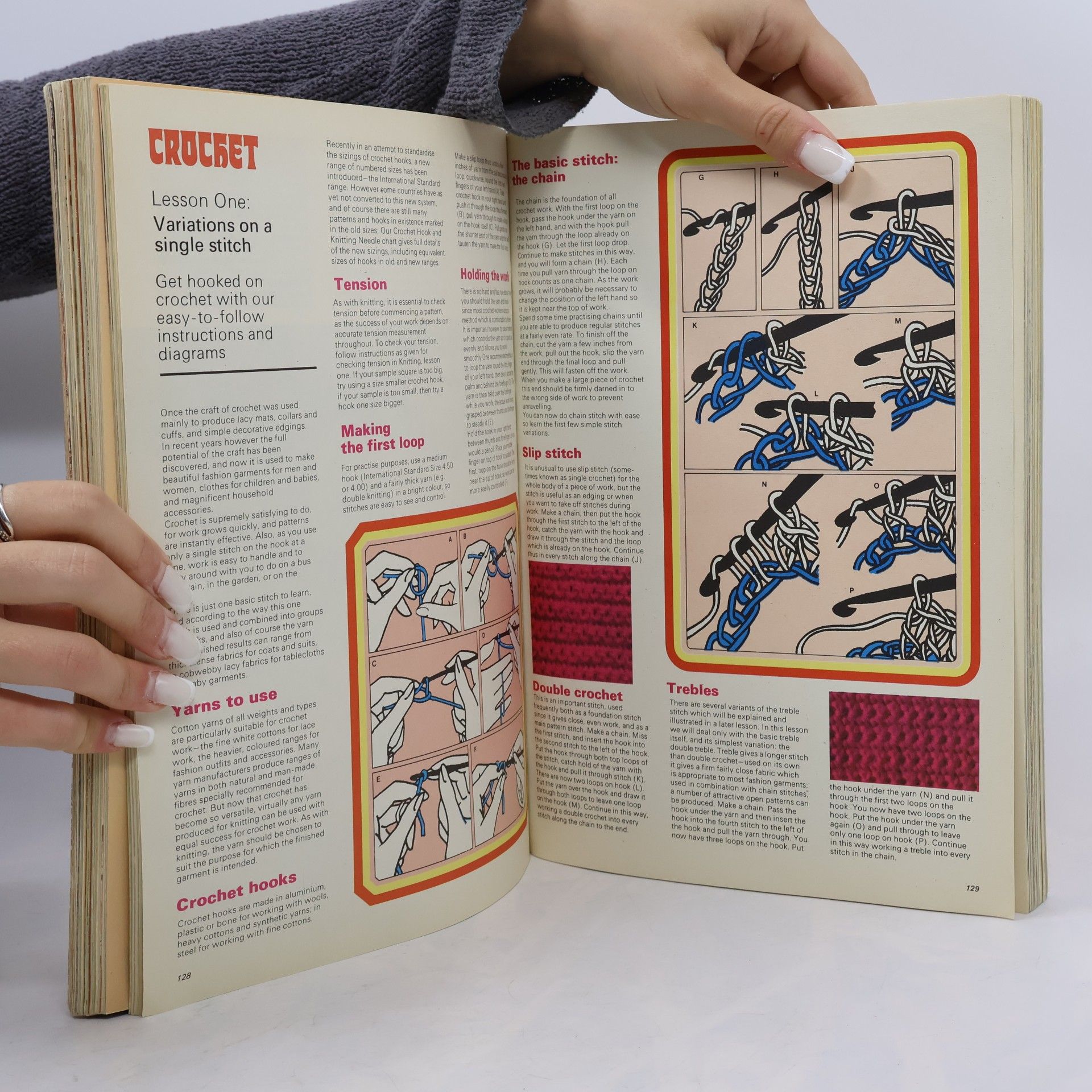 kolektiv The Complete Book of Handicrafts