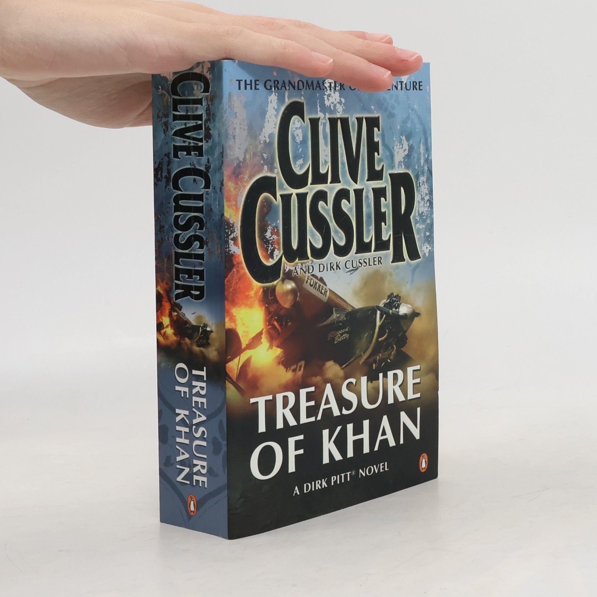 Clive Cussler Treasure of Khan