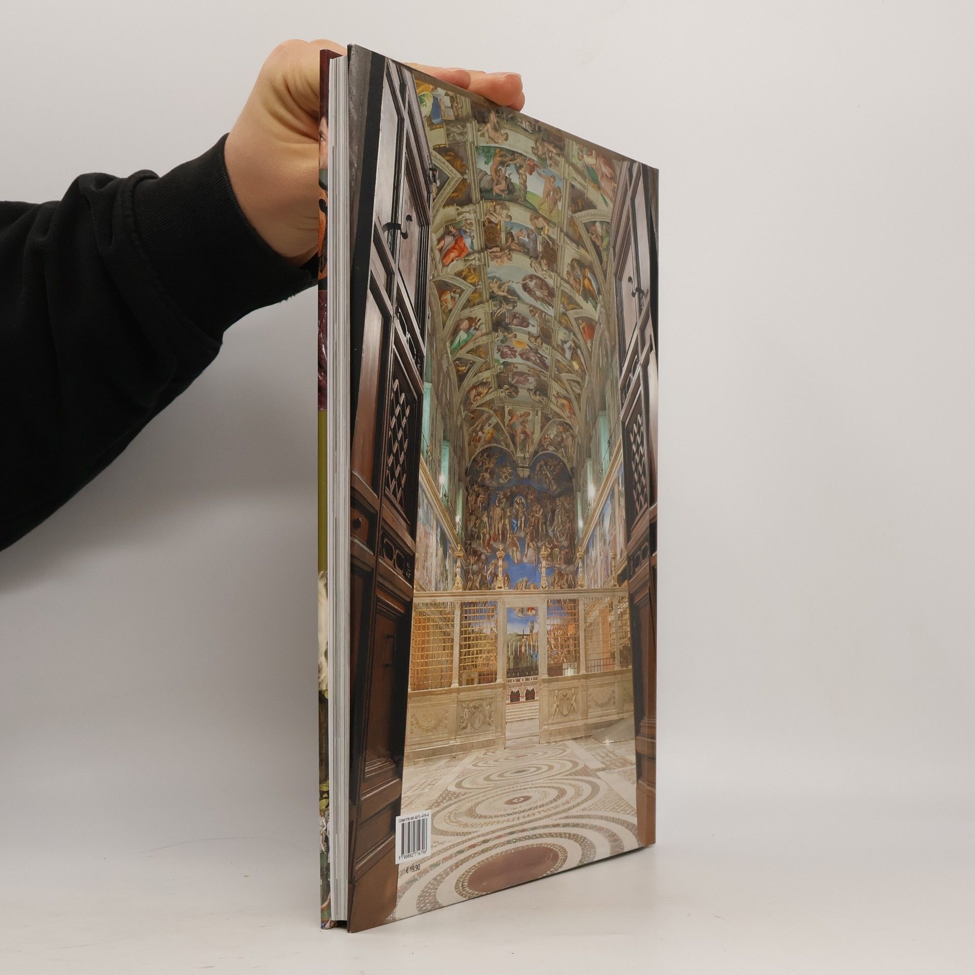Vatican Museums. 100 Masterpieces