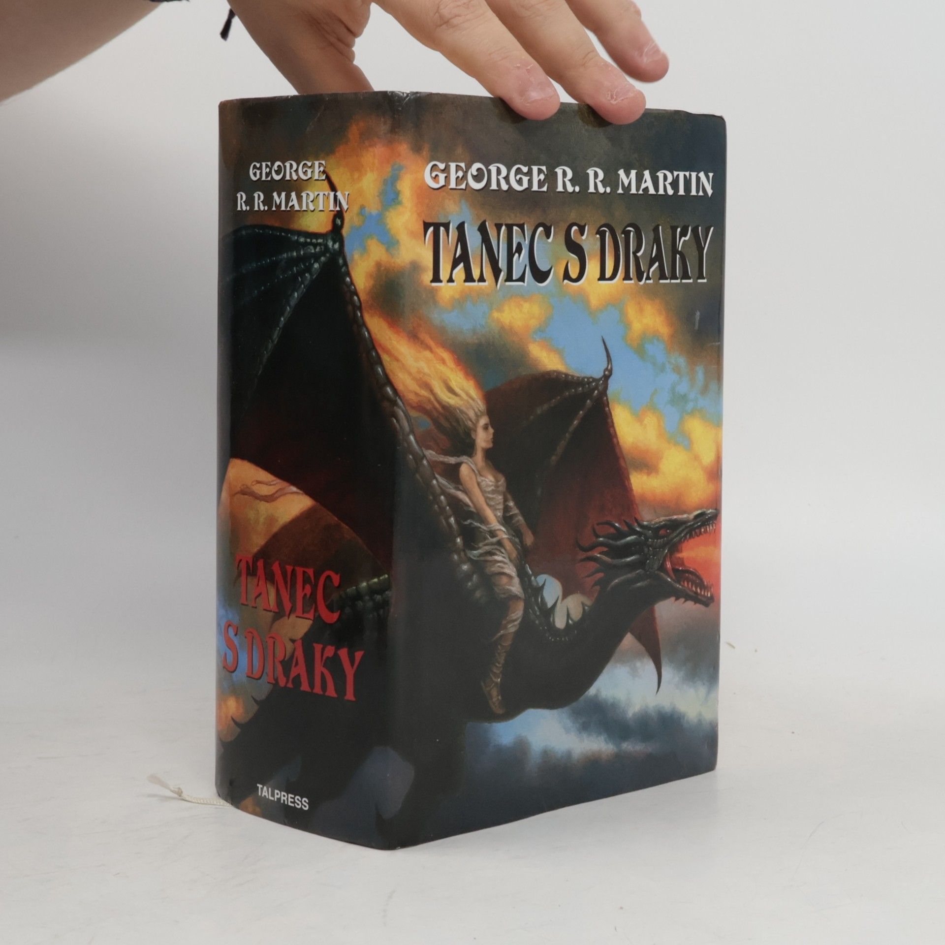 George R. R. Martin Tanec s draky