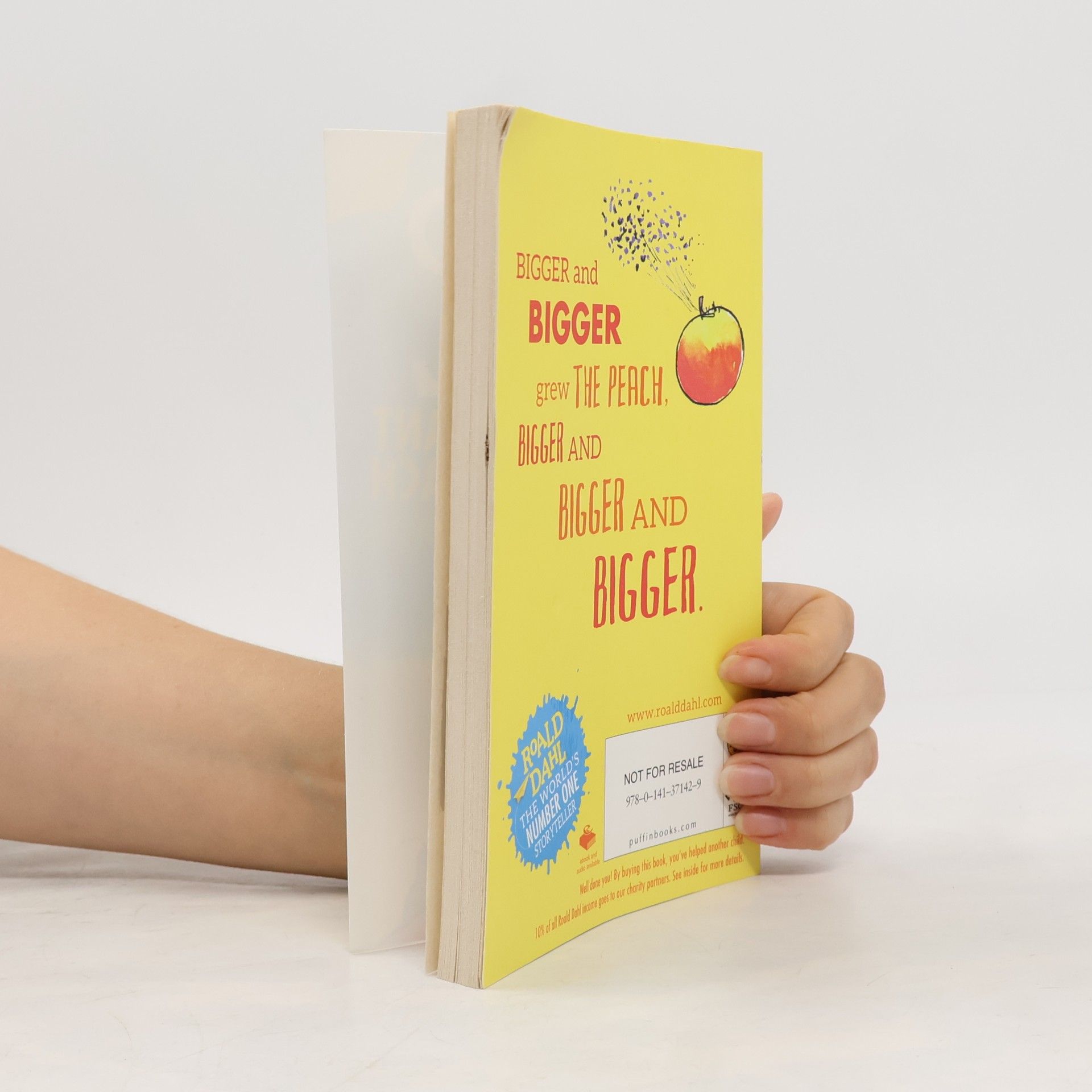 Roald Dahl James and the giant peach