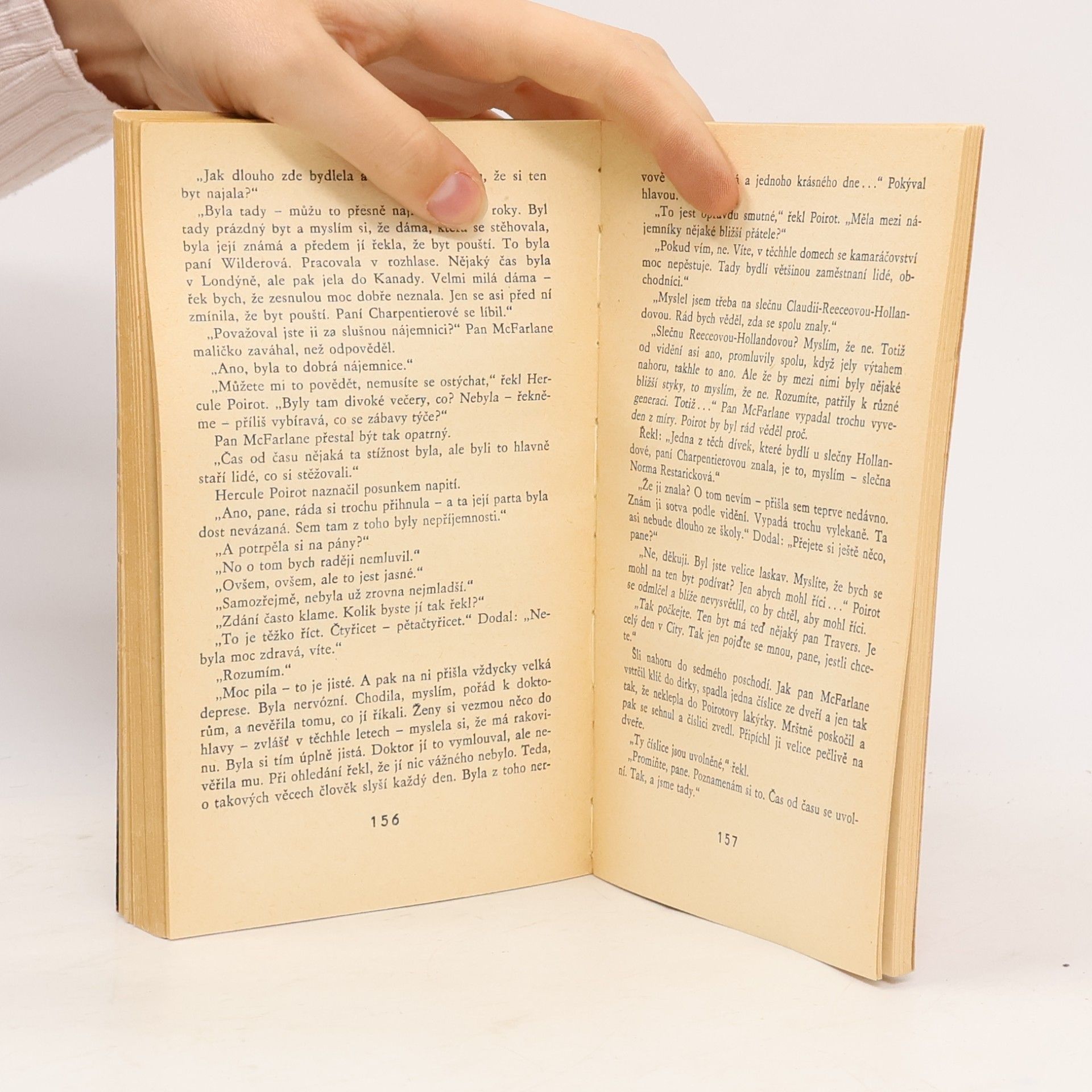 Agatha Christie Třetí dívka