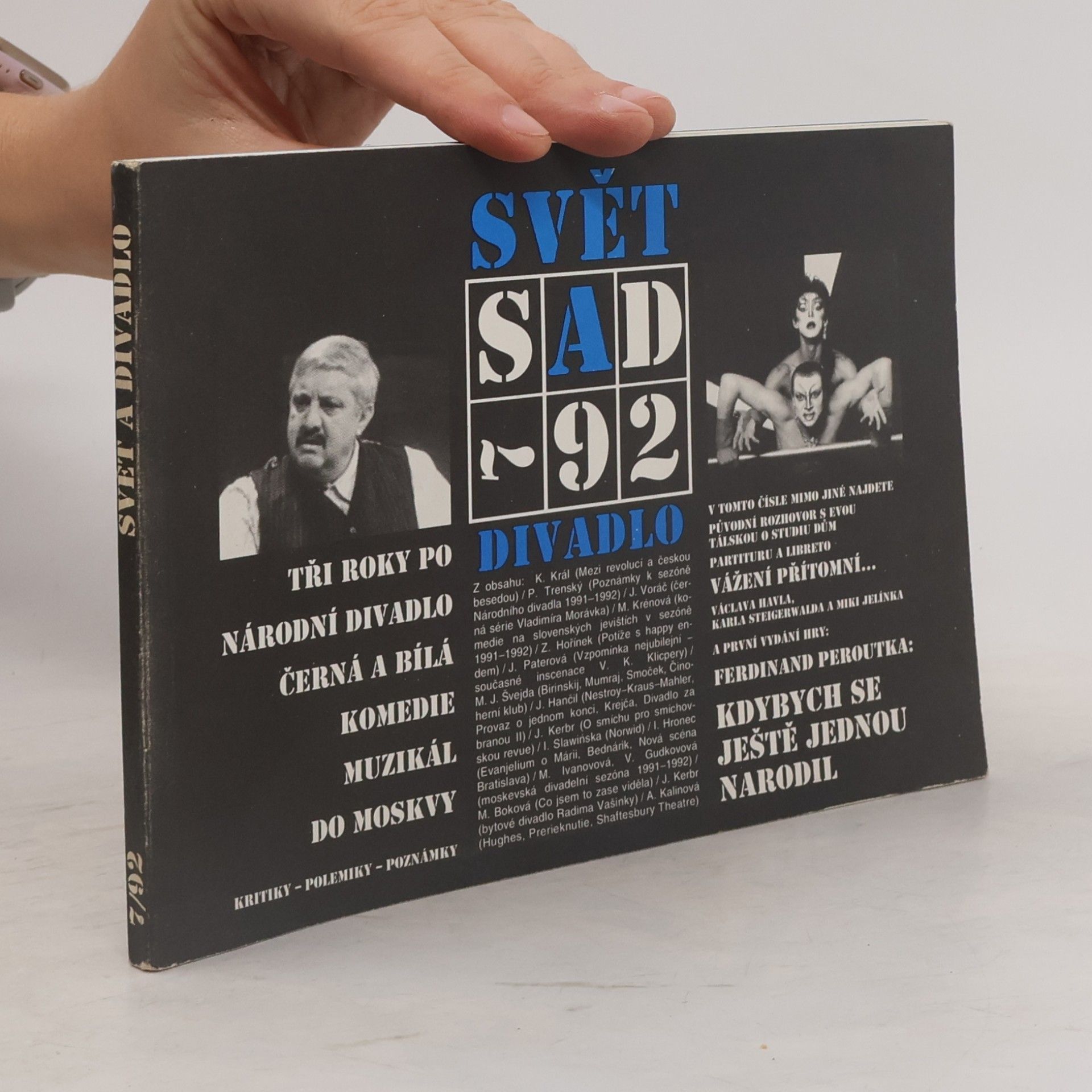 Kolektiv autorů Svět a divadlo 7/92