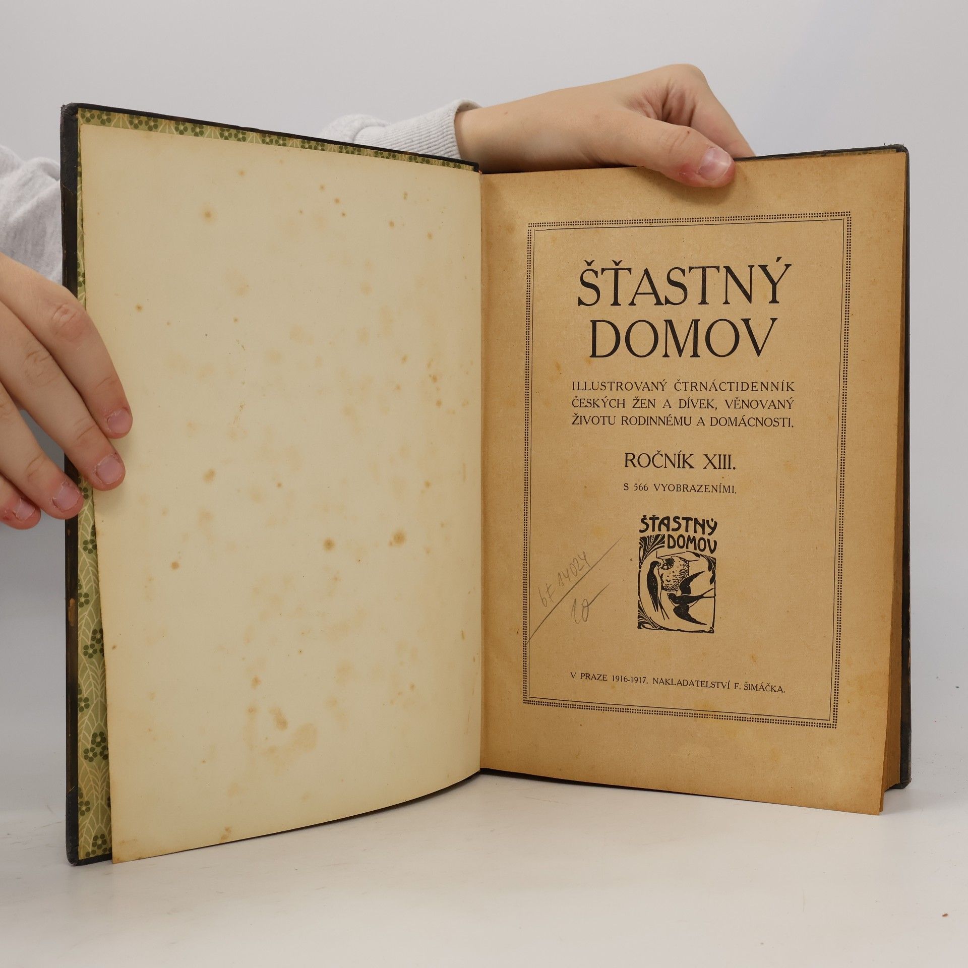 Kolektiv autorů Šťastný domov XIII