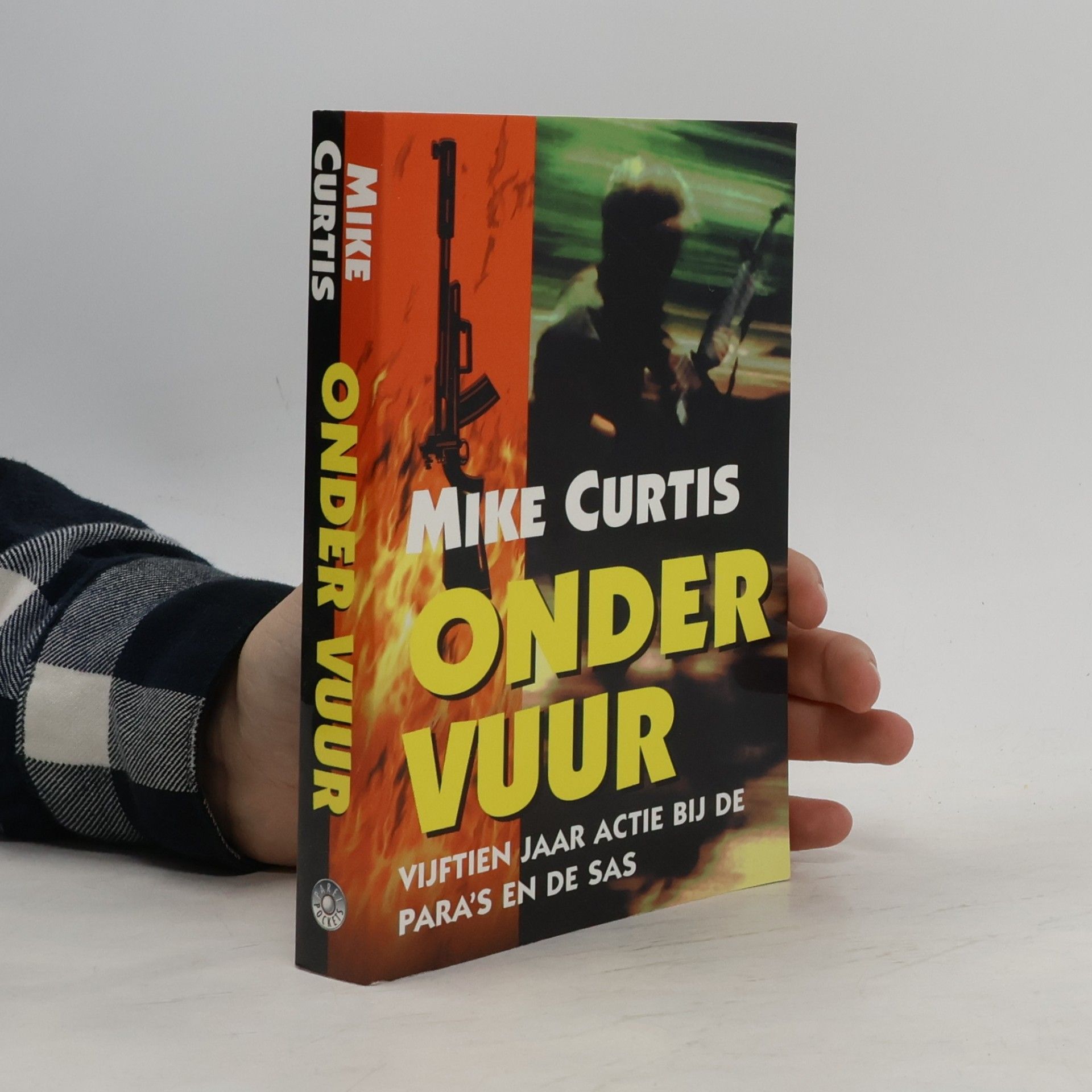 Mike Curtis Onder vuur