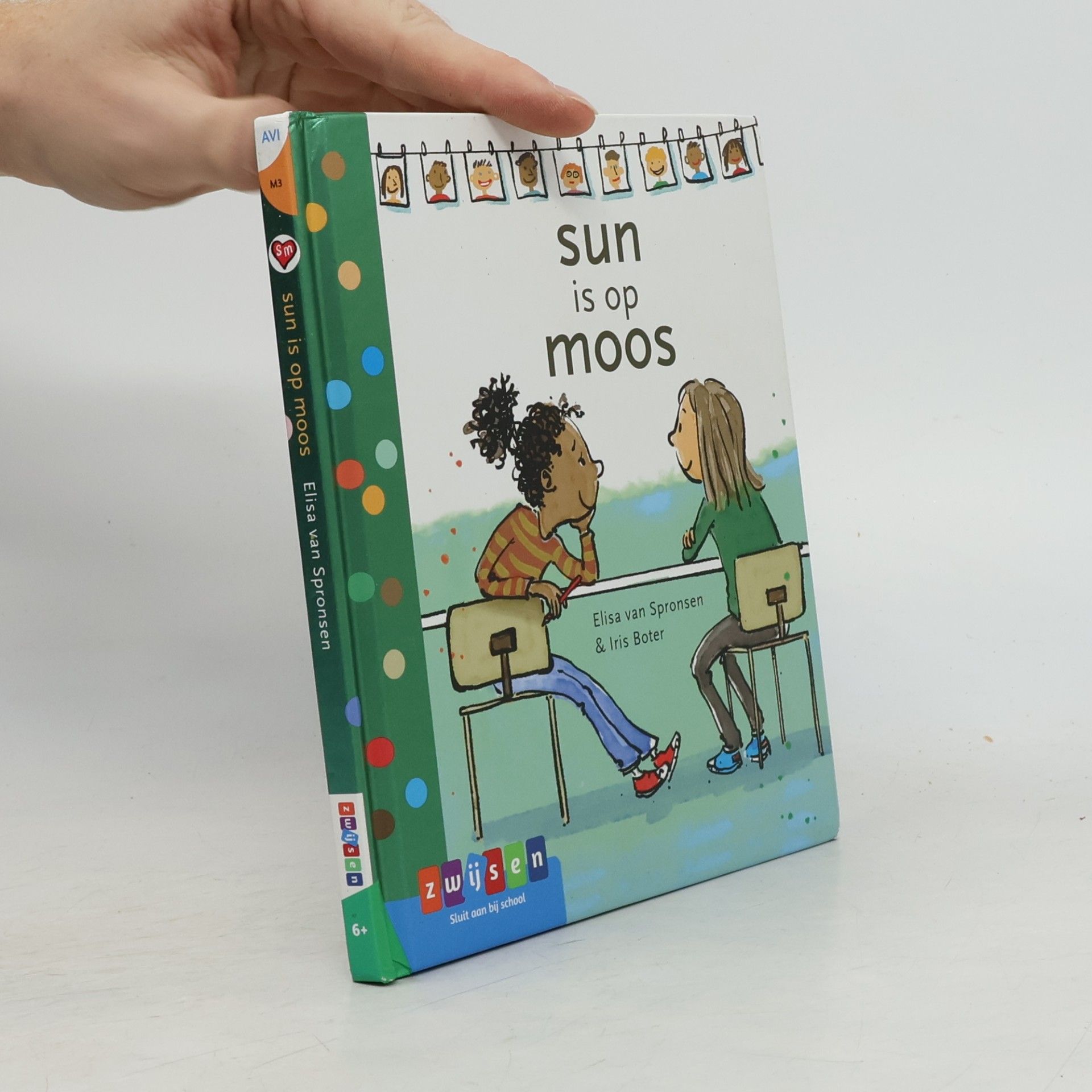 Elisa van Spronsen Sun is op Moos