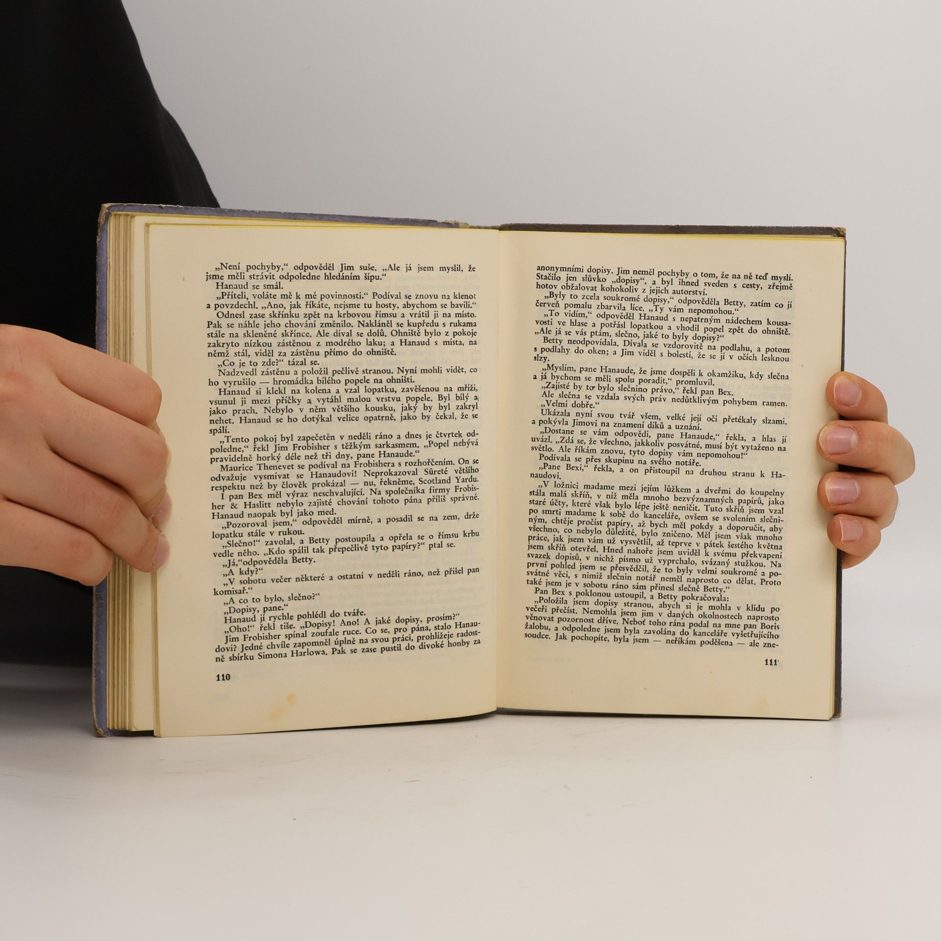 A. E. W. Mason Tajemství šípu