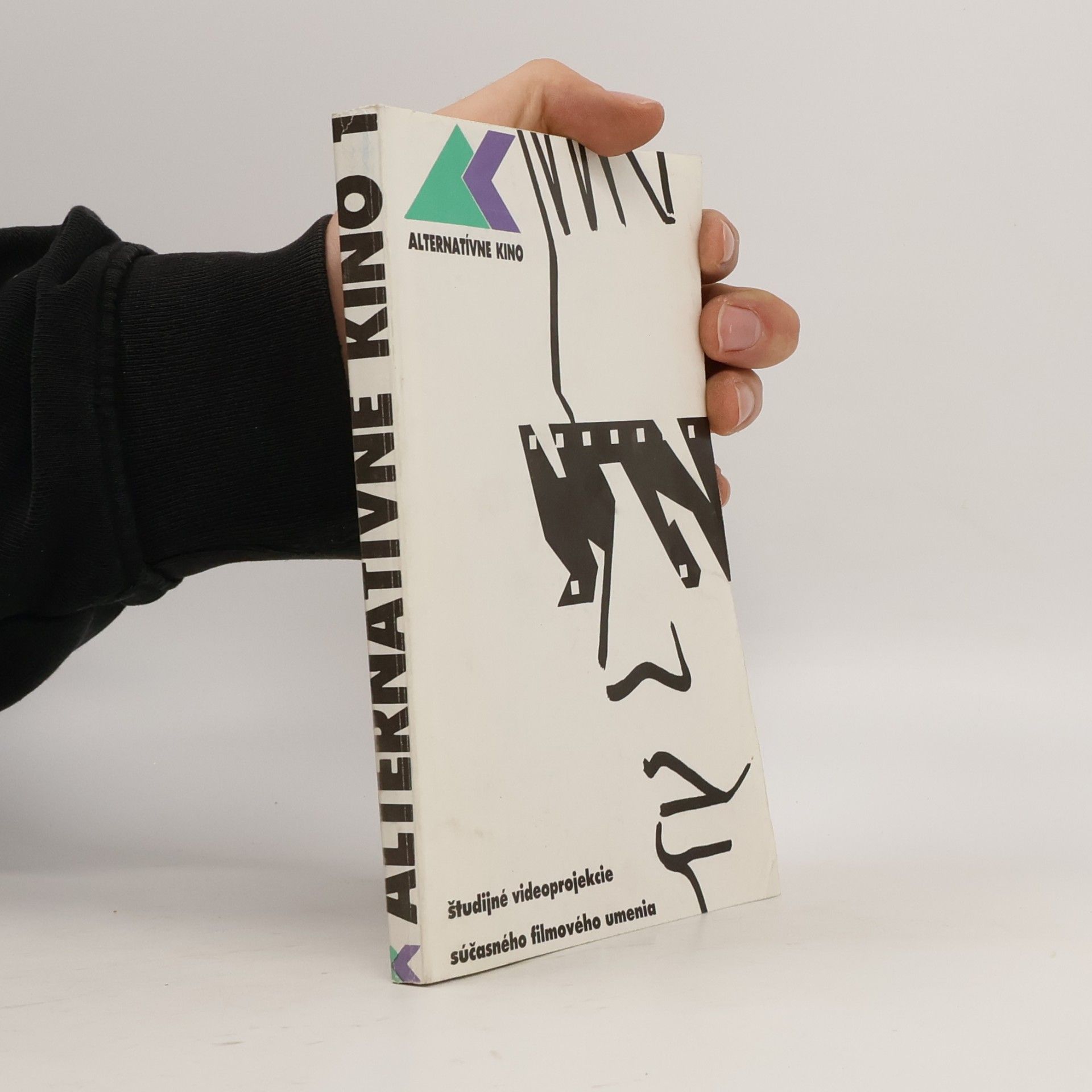 Various authors Alternativne kino. Studijné videoprojekcie súčasného filmového umenia