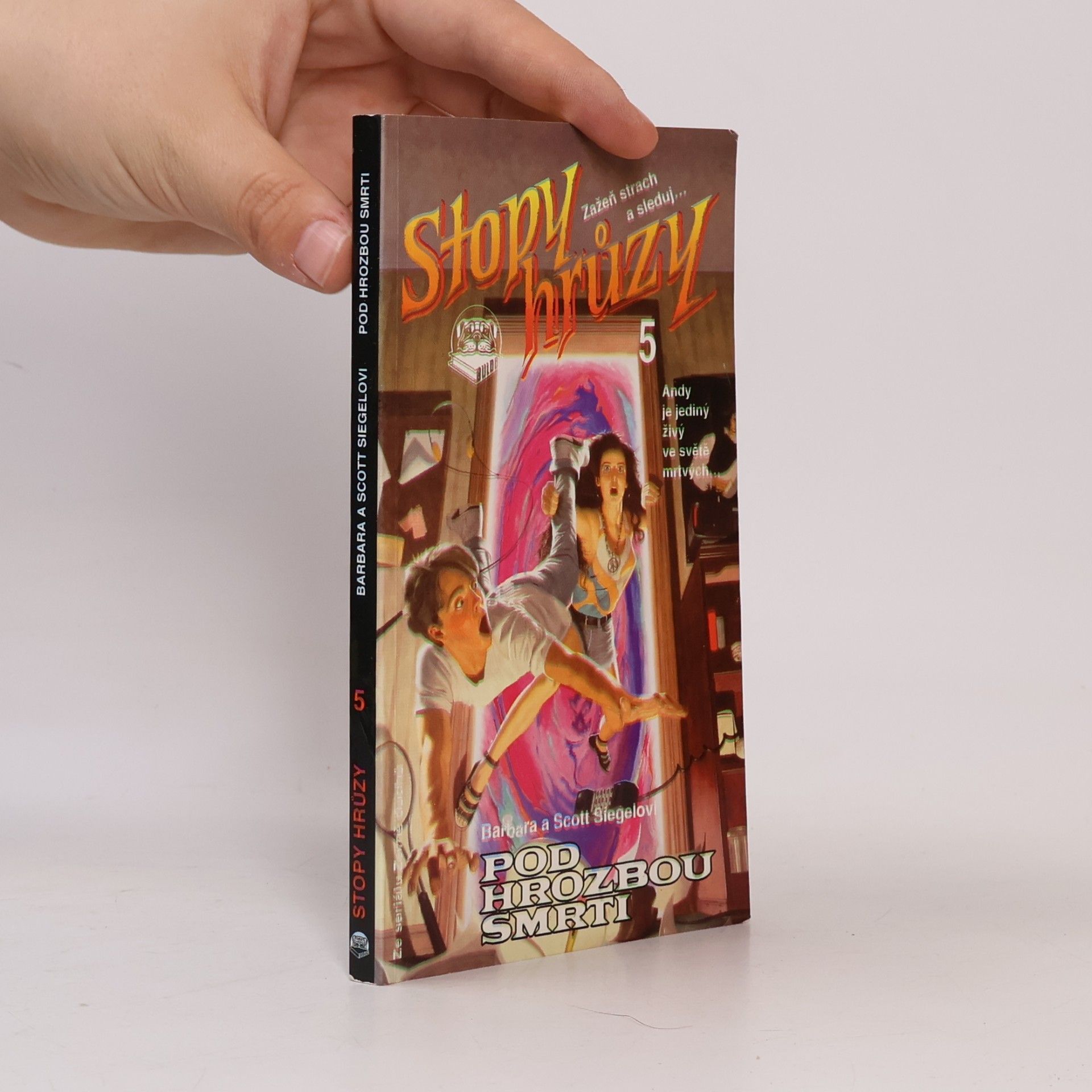 Barbara Siegel Pod hrozbou smrti. Stopy hrůzy 5.