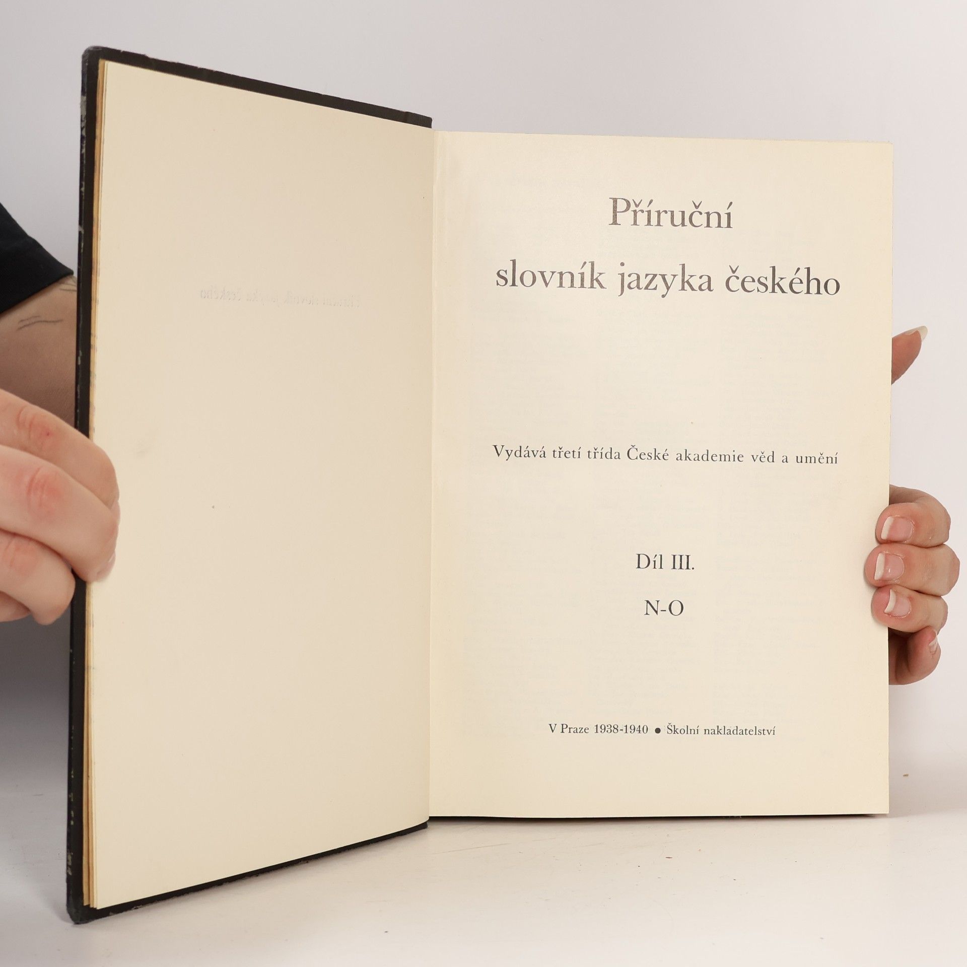 Autorenkollektiv Příruční slovník jazyka českého III