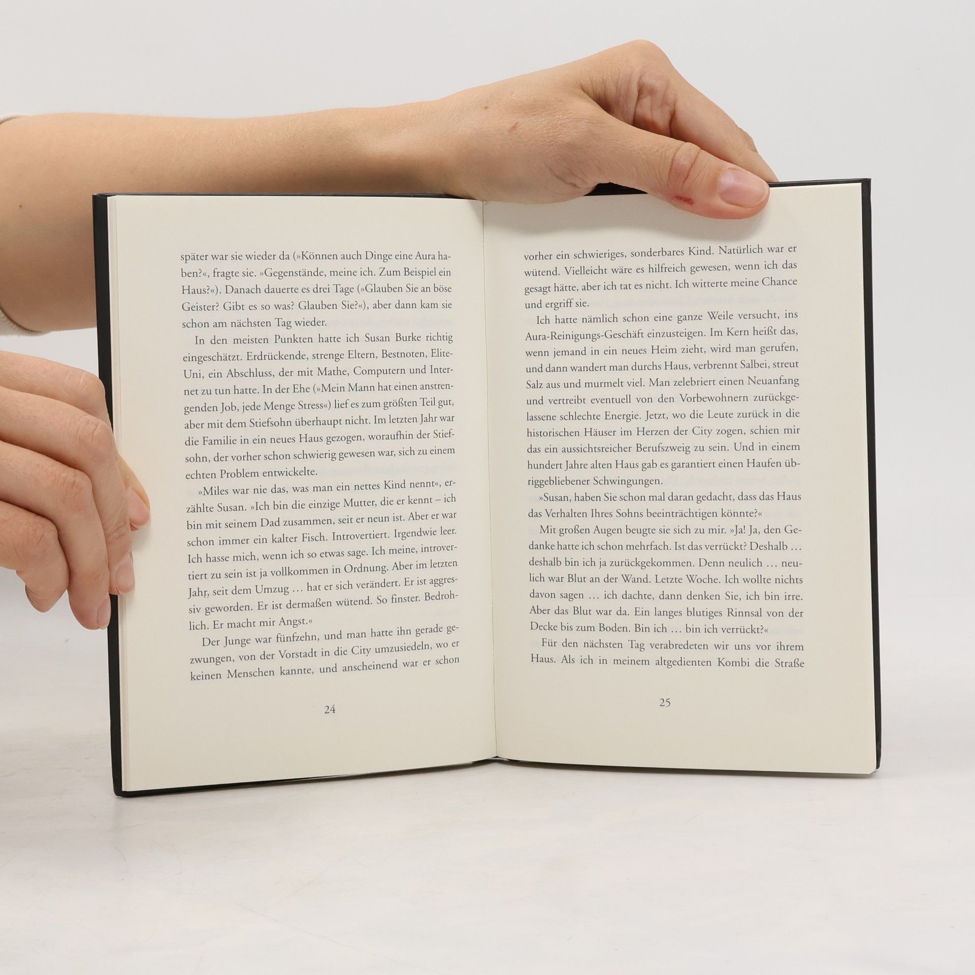 Gillian Flynn Broken House