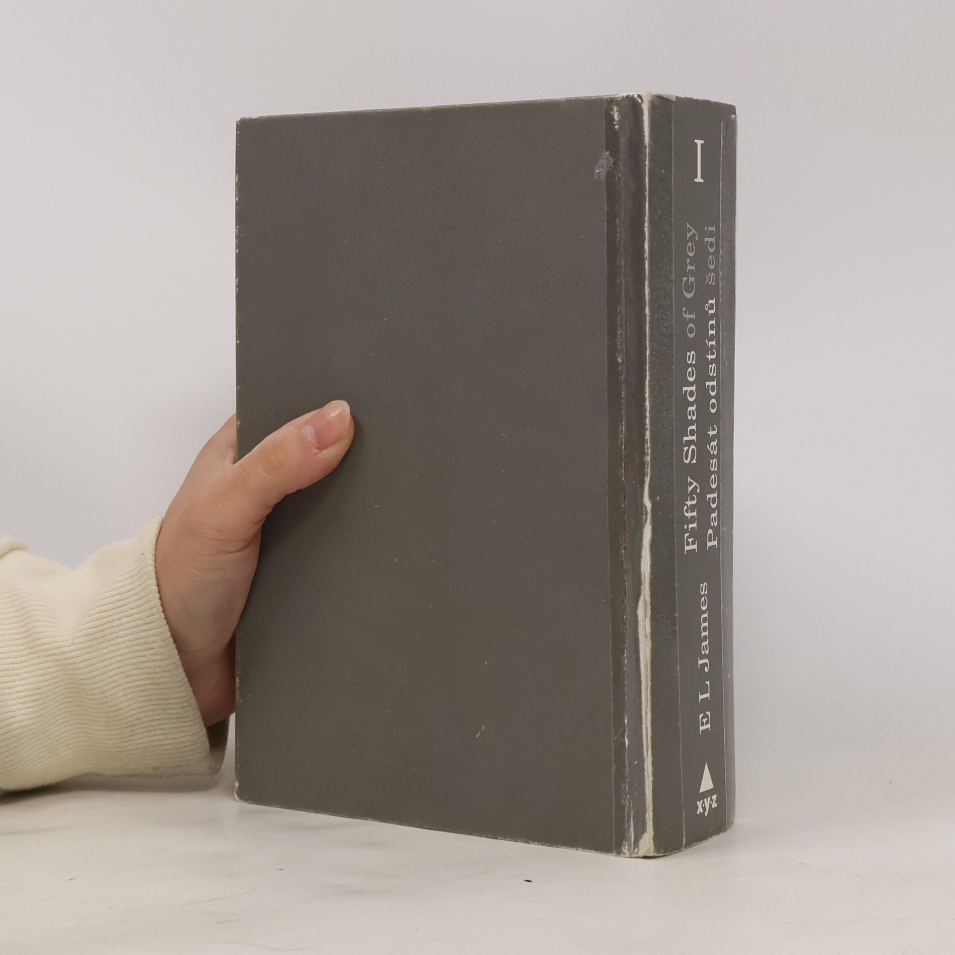 E. L. James Padesát odstínů šedi 1-3