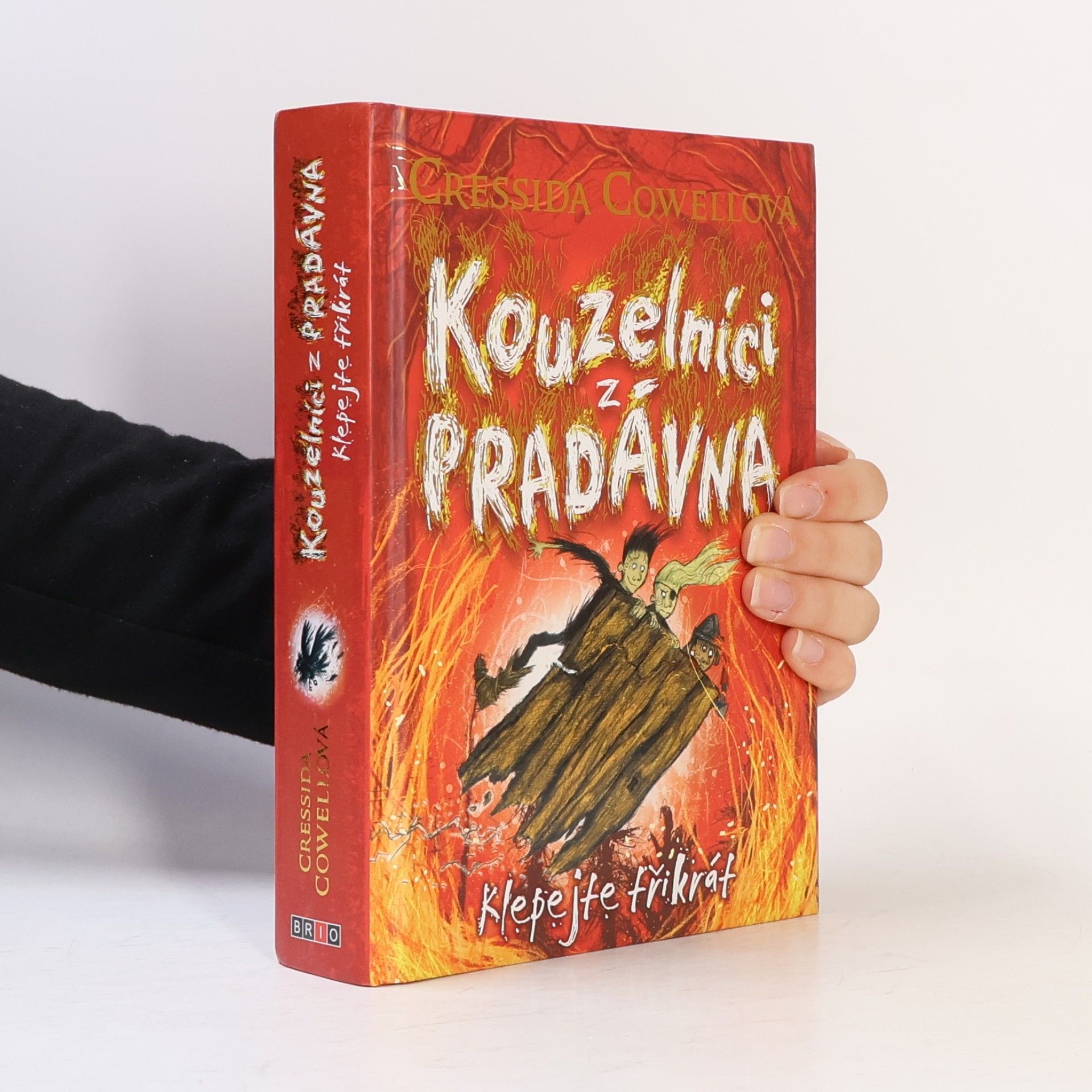 Cressida Cowell Klepejte třikrát