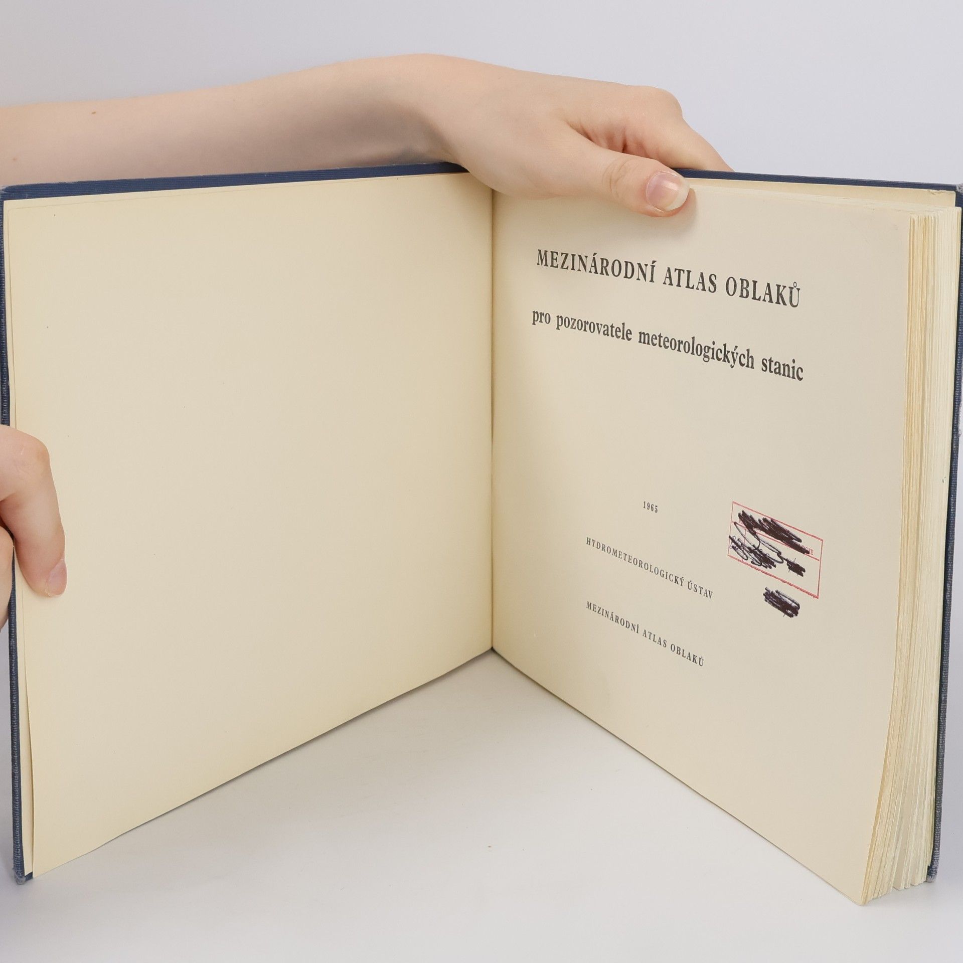 Various authors Mezinárodní atlas oblaků
