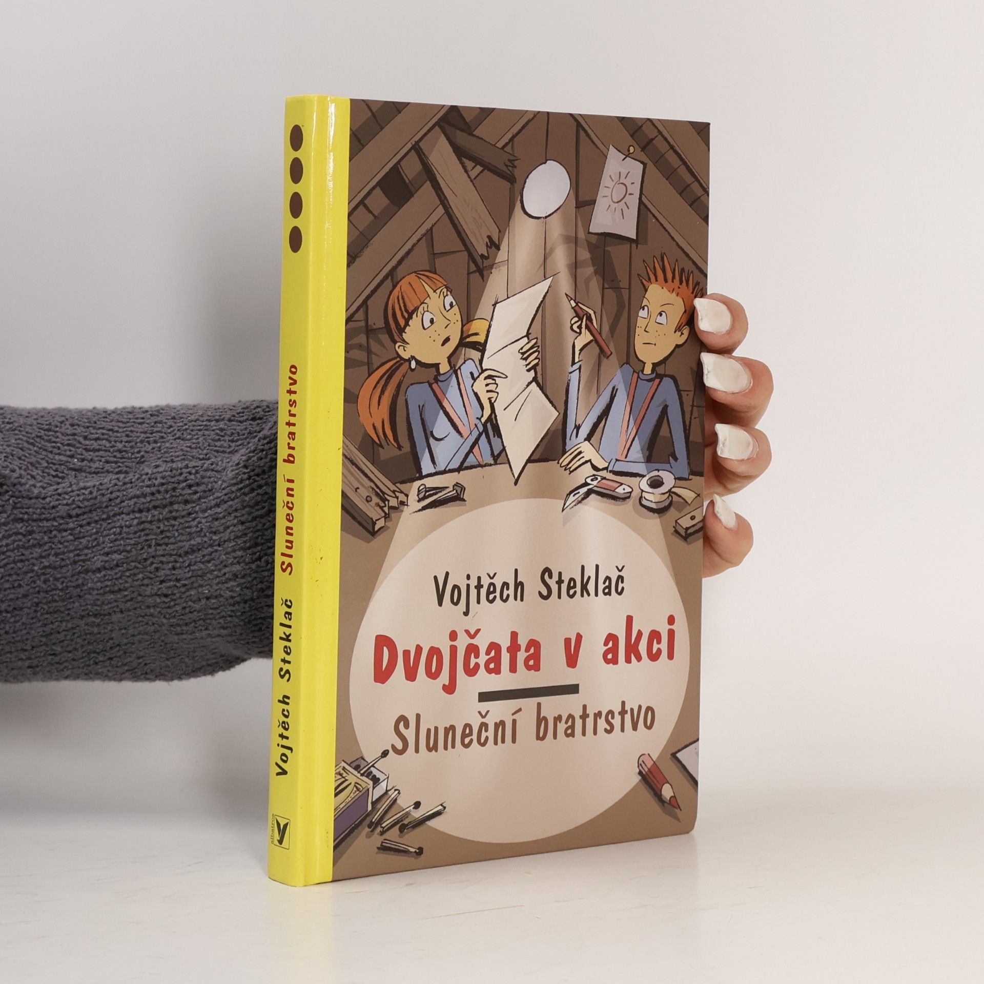Milan Starý Dvojčata v akci. Sluneční bratrstvo