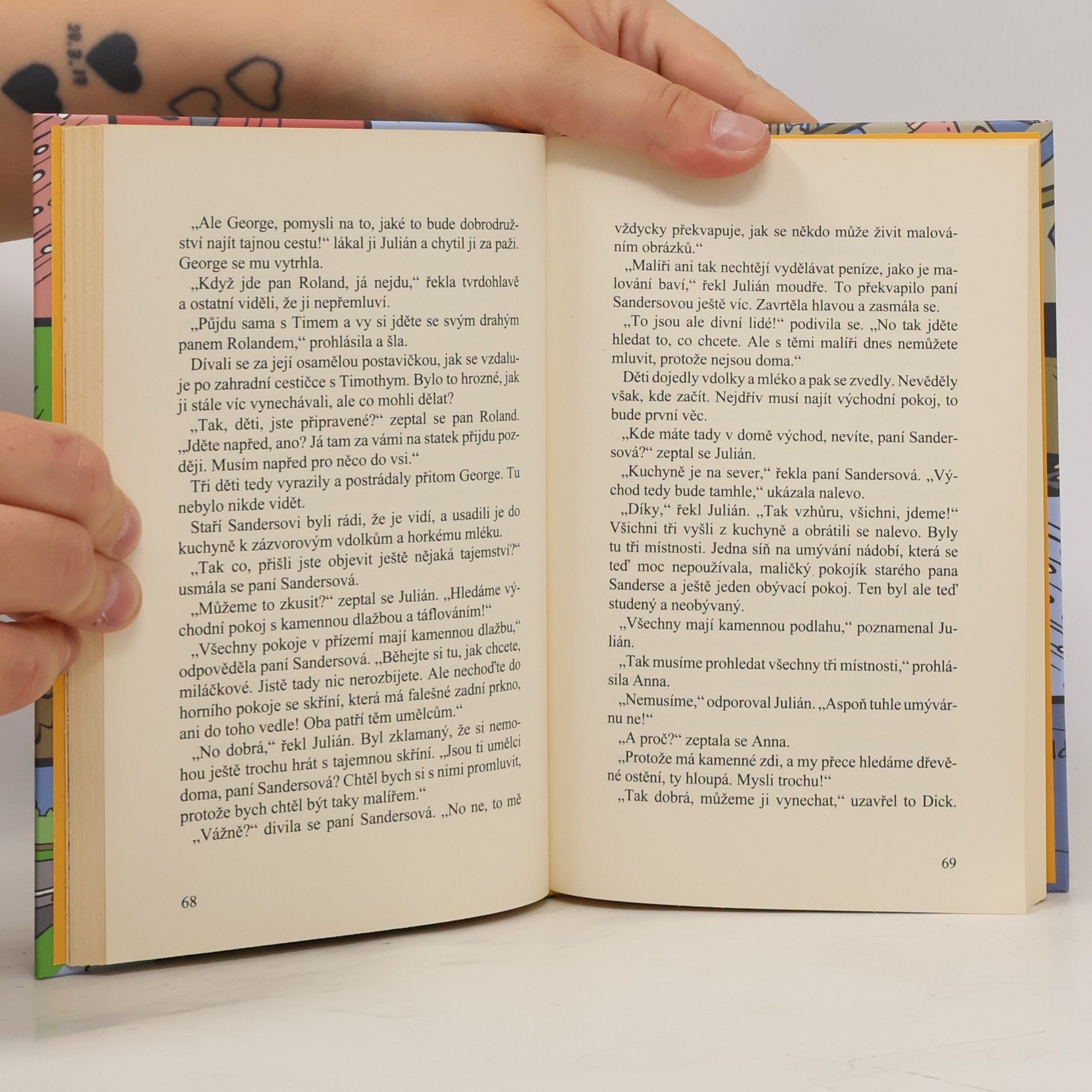 Enid Blyton Správná pětka. Opět v akci