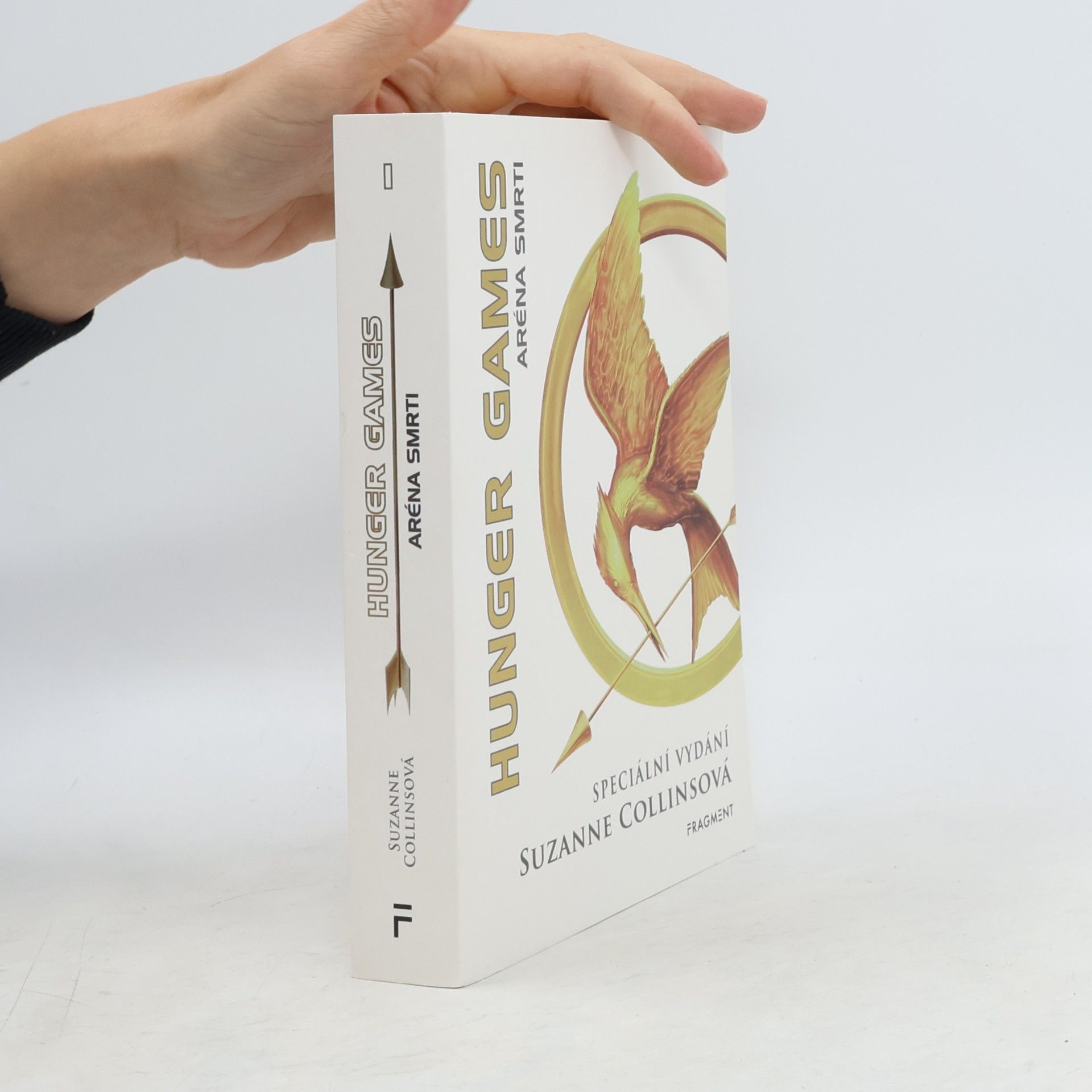 Suzanne Collins Hunger games. Aréna smrti