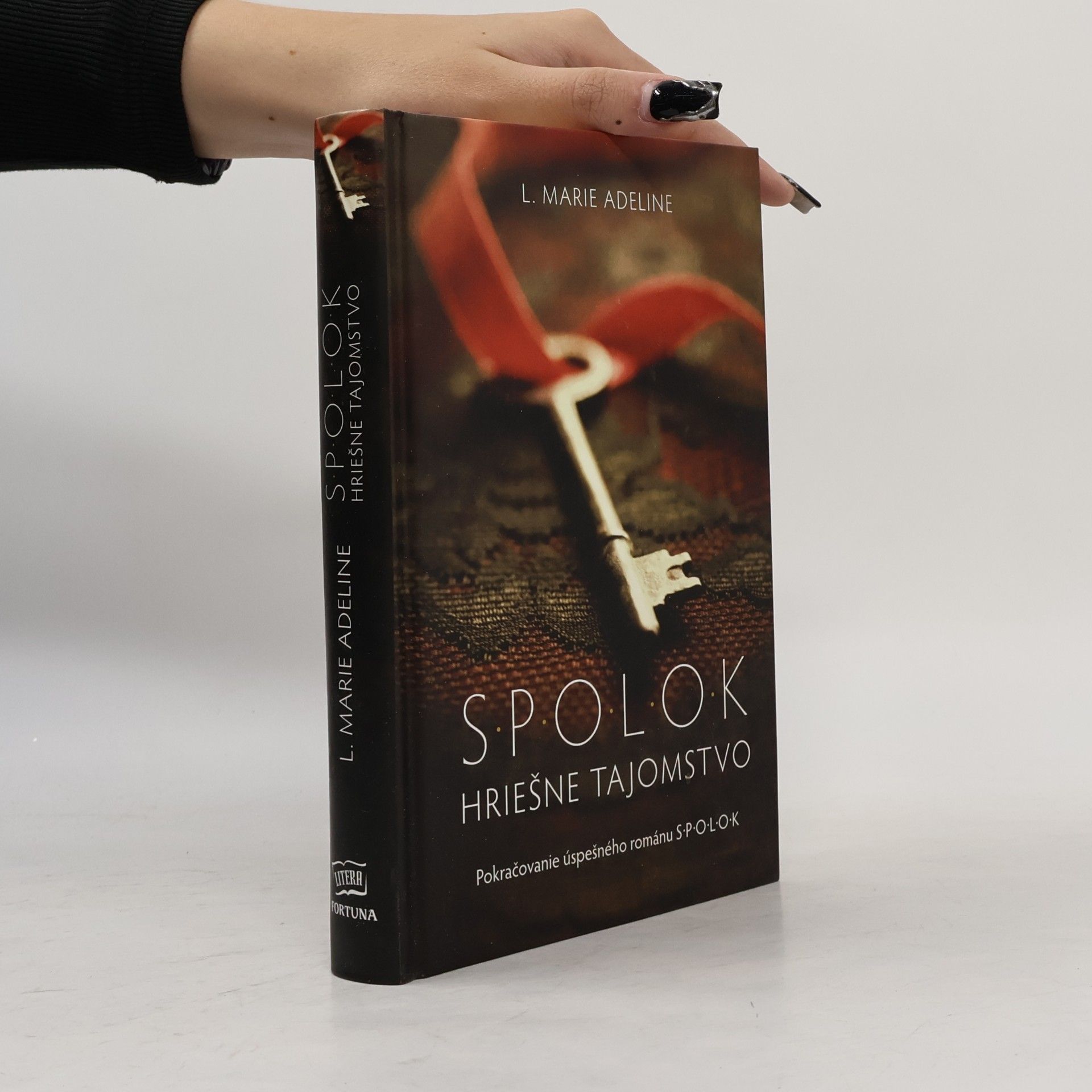 L. Marie Adeline Spolok hriešné tajomstvo