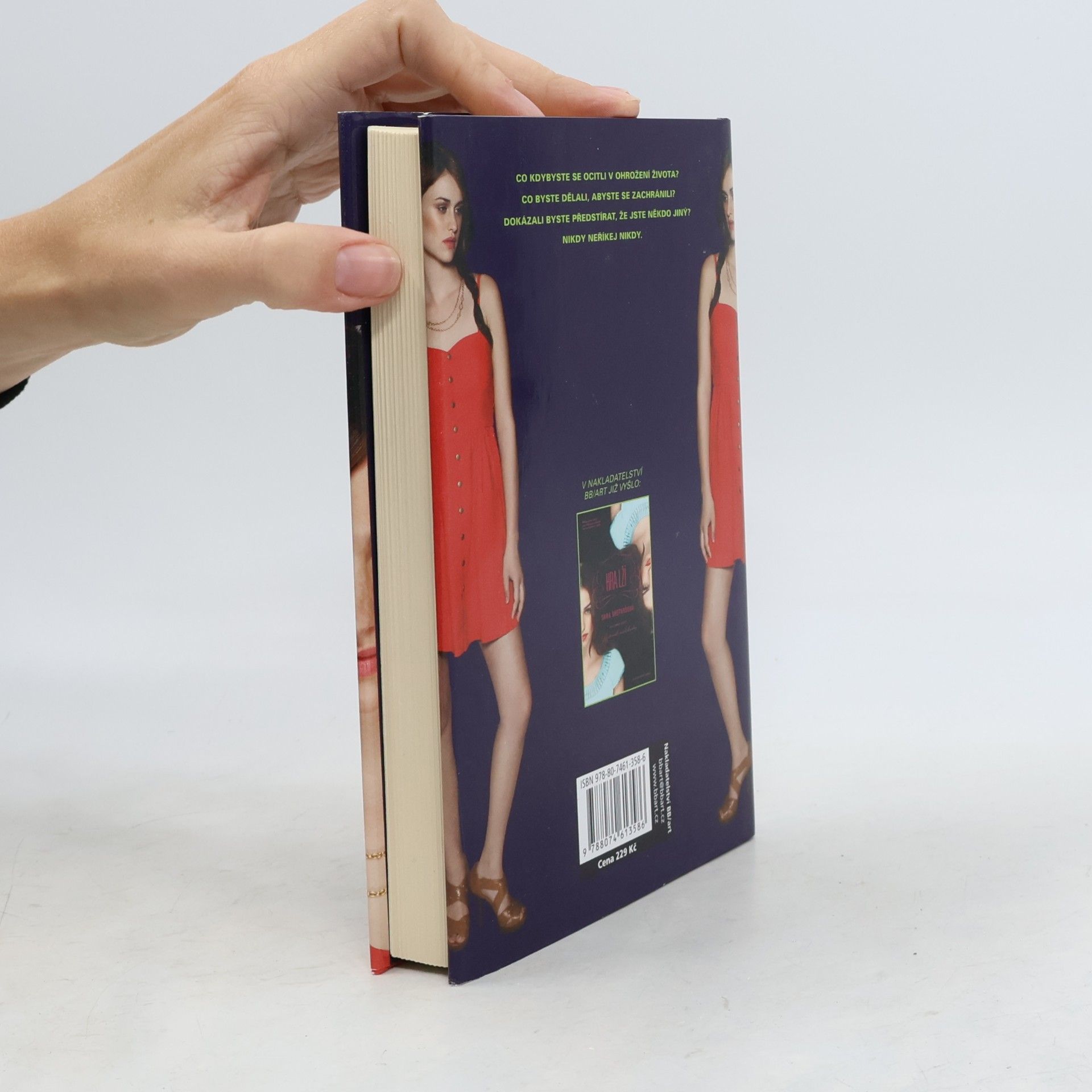Sara Shepard Hra lží : Nikdy v životě