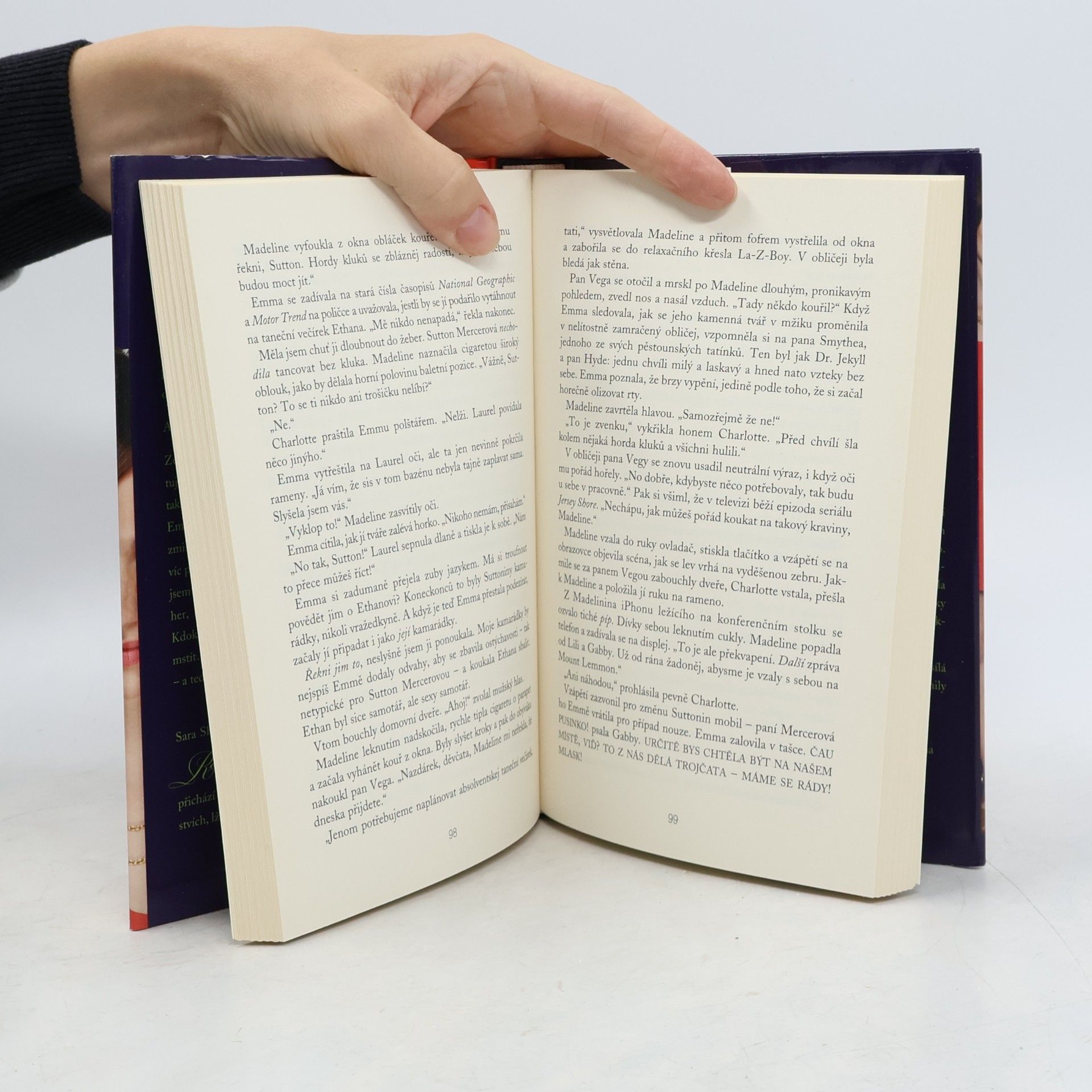 Sara Shepard Hra lží : Nikdy v životě