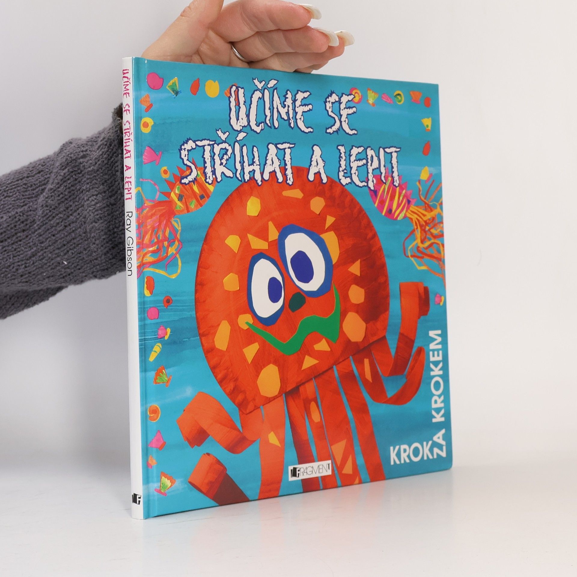 Michaela Kennard Učíme se stříhat a lepit