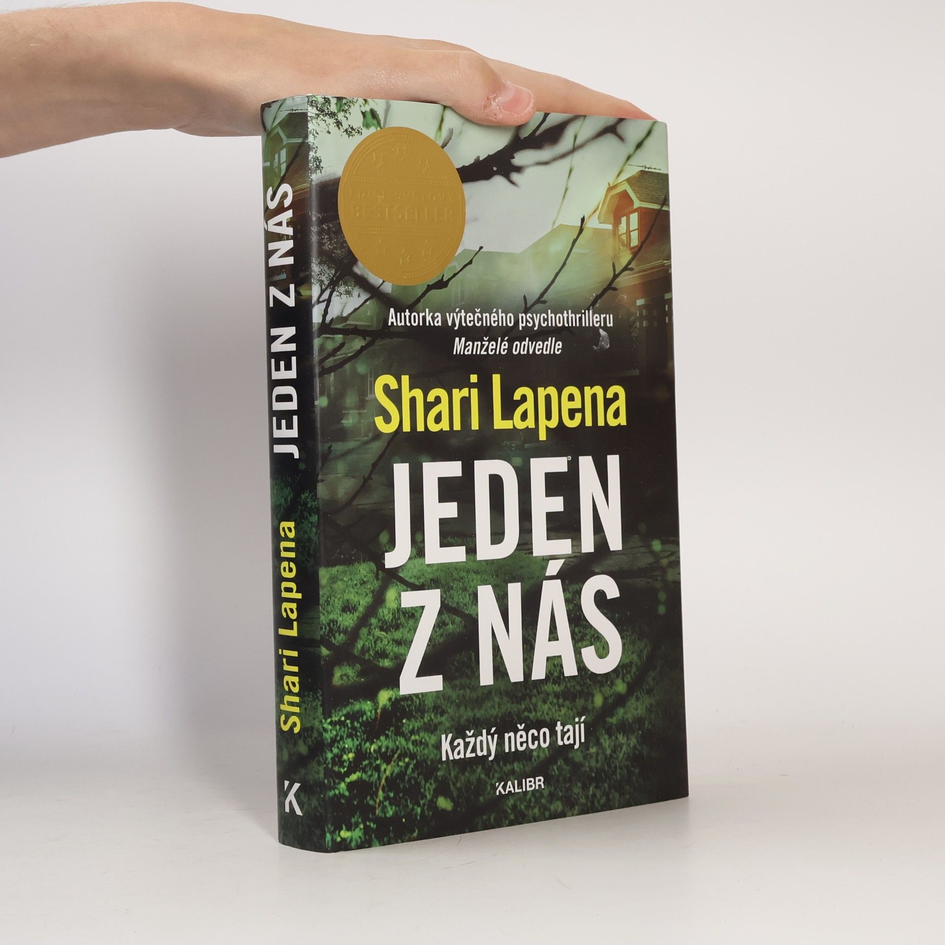Shari Lapena Jeden z nás